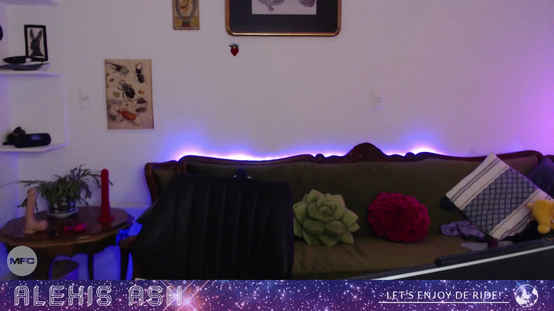 Gallery image thumbnail from Alexis_Ash's myfreecams stream on, 12/08/2025, 02:18 image 6 of 20