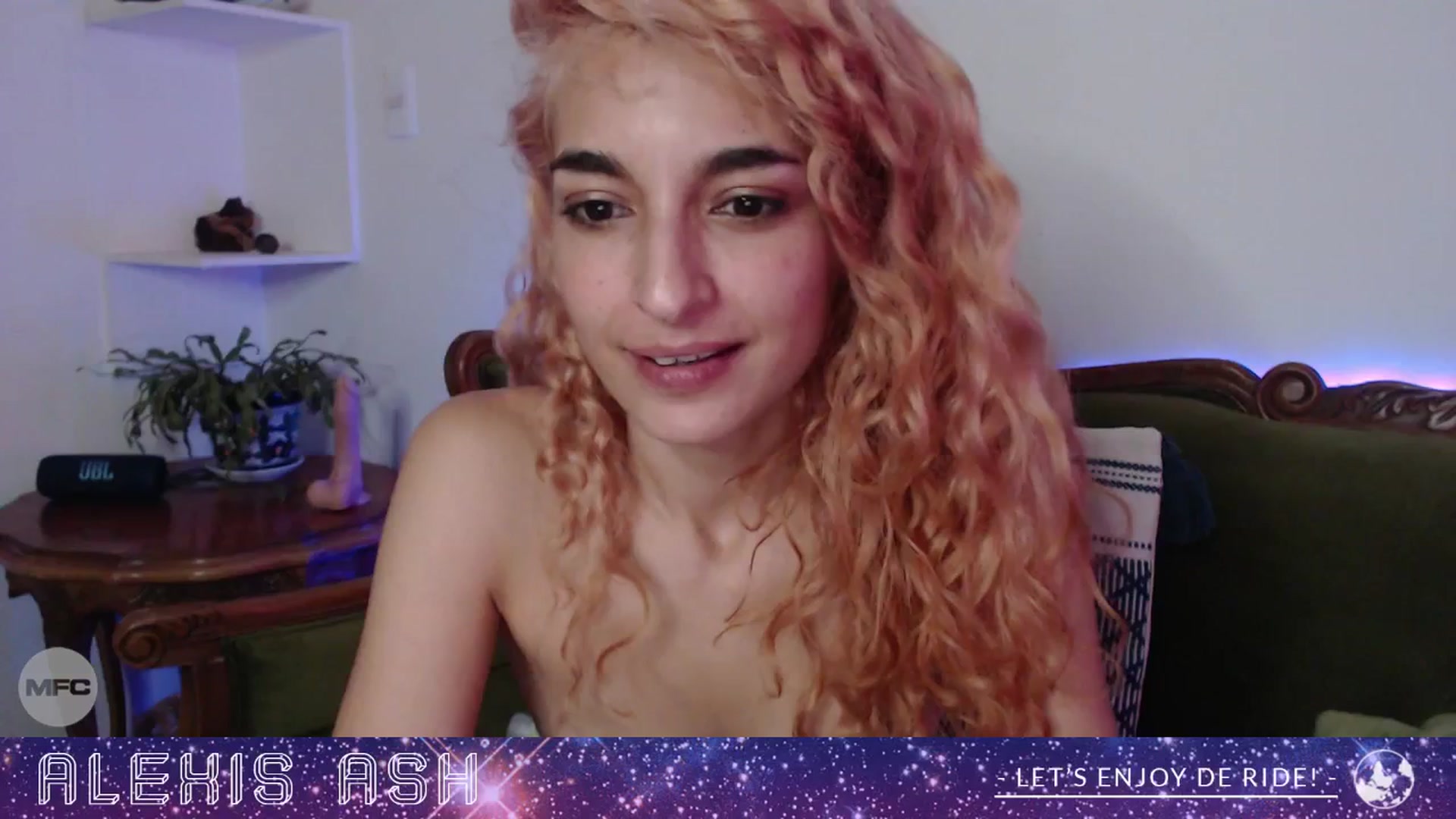 Gallery image thumbnail from Alexis_Ash's myfreecams stream on, 12/30/2025, 06:41 image 16 of 20