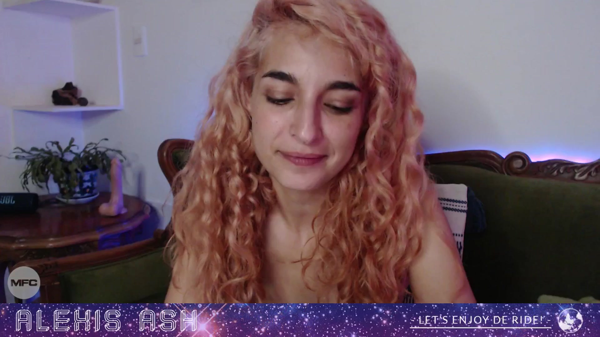 Gallery image thumbnail from Alexis_Ash's myfreecams stream on, 12/30/2025, 06:41 image 11 of 20