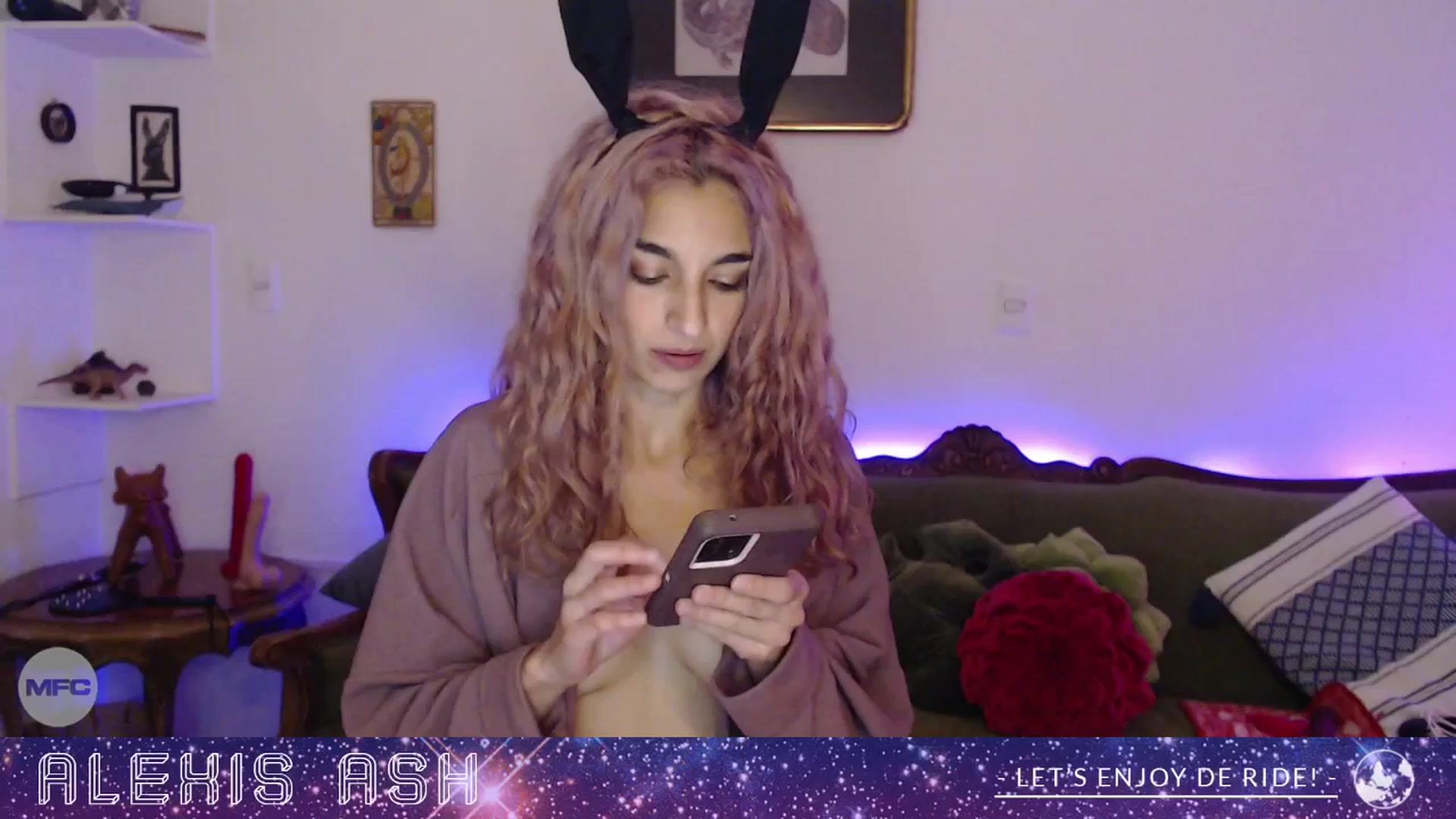 Gallery image thumbnail from Alexis_Ash's myfreecams stream on, 01/03/2026, 09:28 image 11 of 20