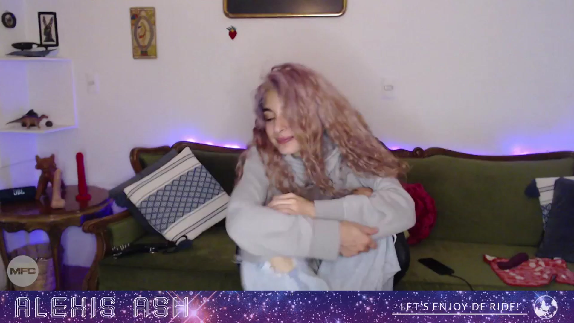 Gallery image thumbnail from Alexis_Ash's myfreecams stream on, 01/05/2026, 06:18 image 16 of 20