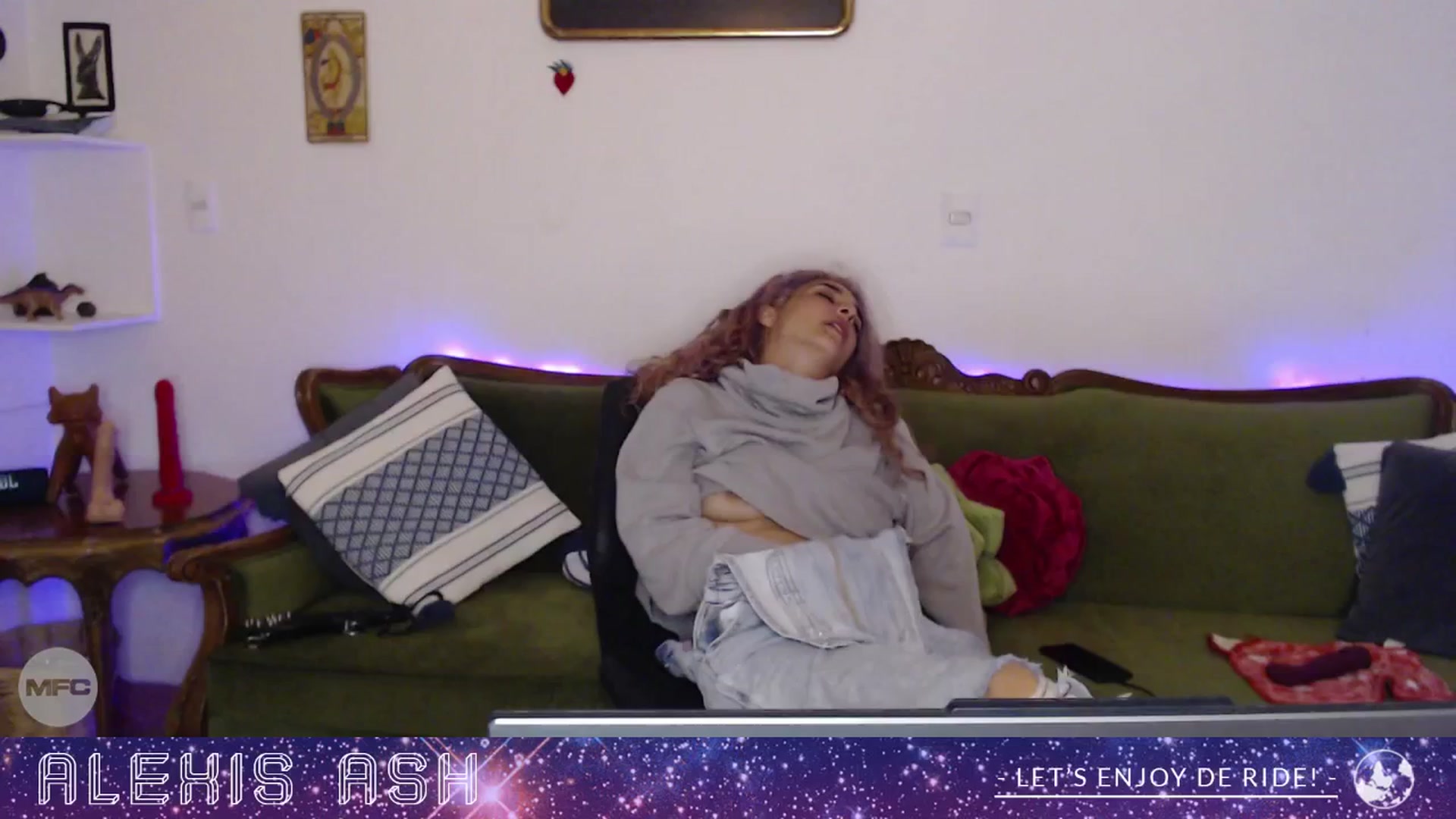 Gallery image thumbnail from Alexis_Ash's myfreecams stream on, 01/05/2026, 06:18 image 18 of 20