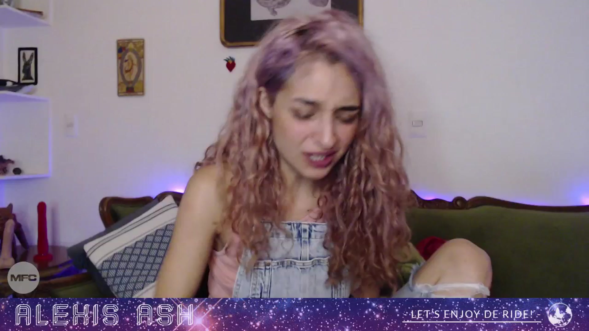 Gallery image thumbnail from Alexis_Ash's myfreecams stream on, 01/05/2026, 06:18 image 6 of 20