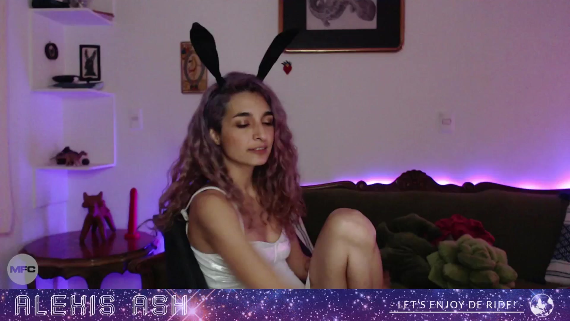 Gallery image thumbnail from Alexis_Ash's myfreecams stream on, 01/12/2026, 03:56 image 20 of 20