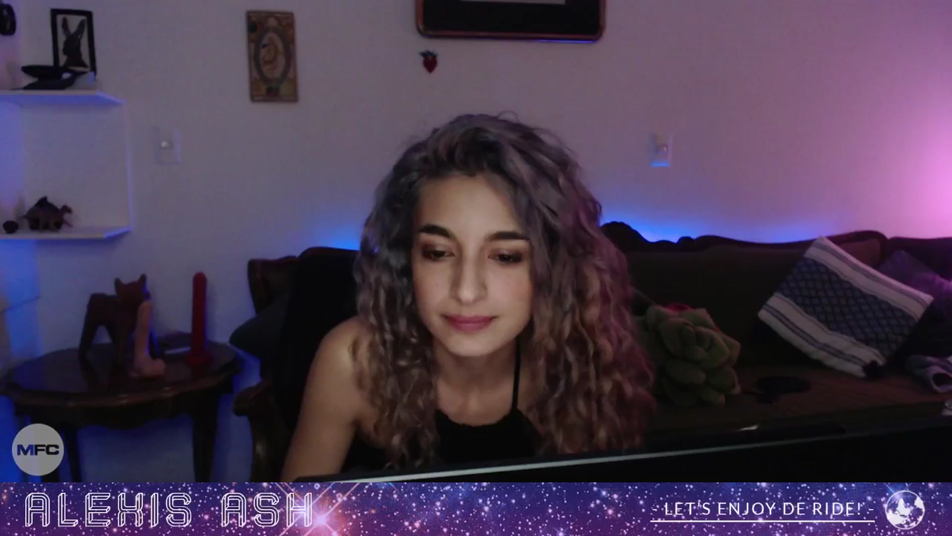 Gallery image thumbnail from Alexis_Ash's myfreecams stream on, 01/16/2026, 06:43 image 16 of 20