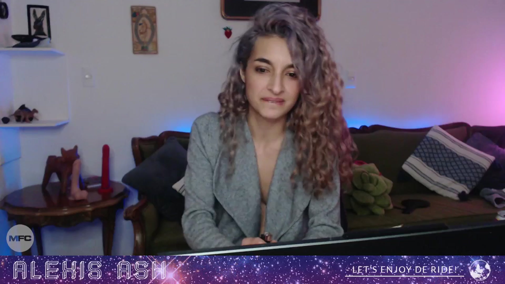 Gallery image thumbnail from Alexis_Ash's myfreecams stream on, 01/16/2026, 06:43 image 13 of 20