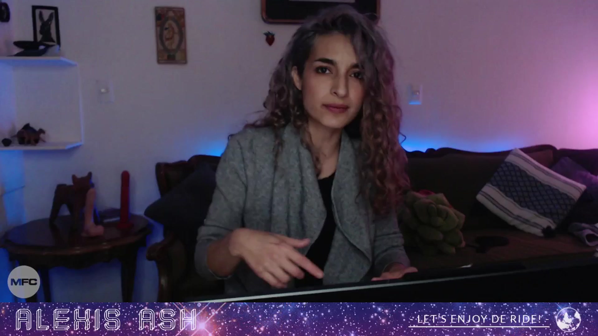 Gallery image thumbnail from Alexis_Ash's myfreecams stream on, 01/16/2026, 06:43 image 17 of 20