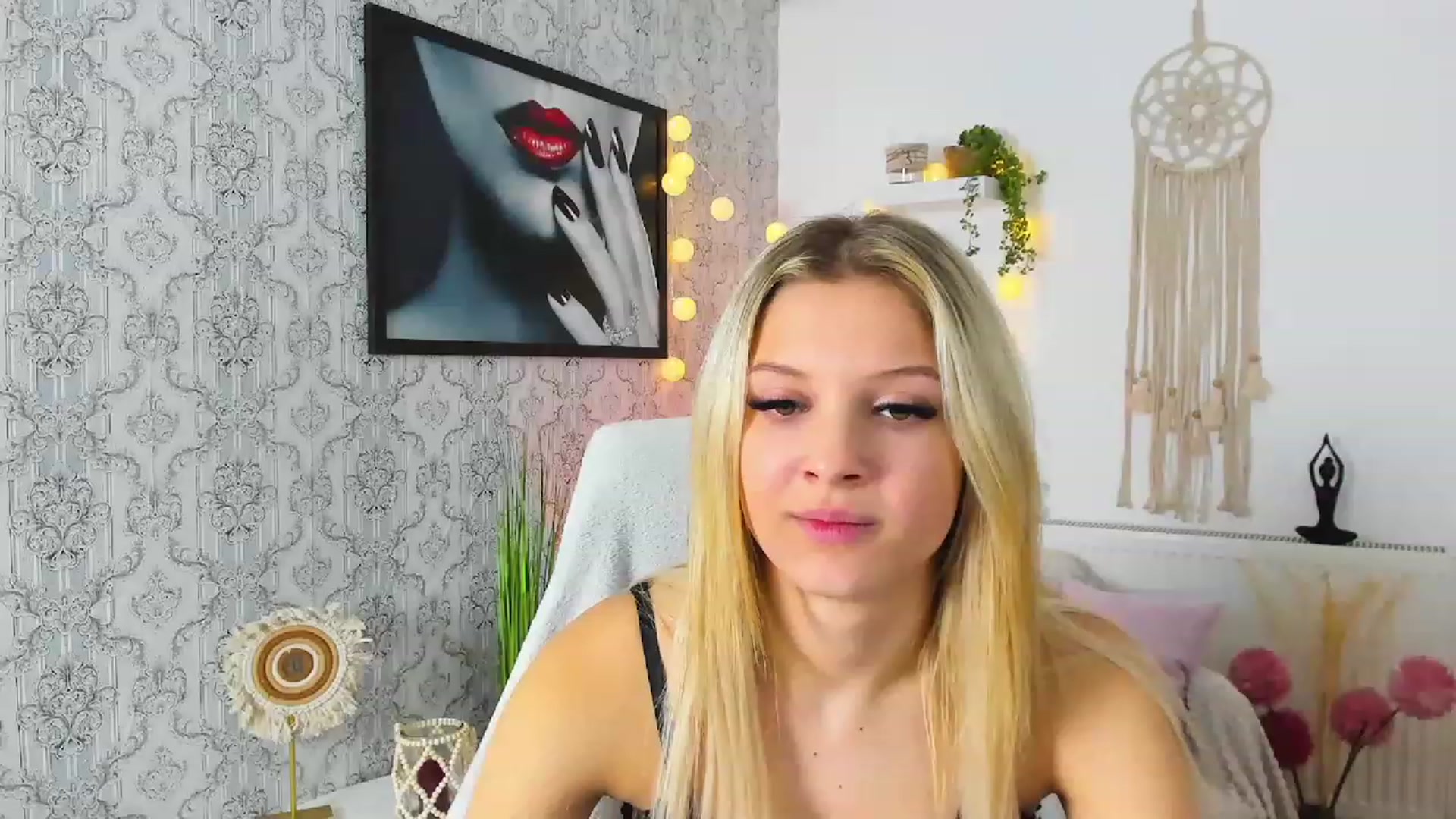 Gallery image thumbnail from Alexis_Grey18's myfreecams stream on, 01/14/2023, 01:03 image 15 of 20