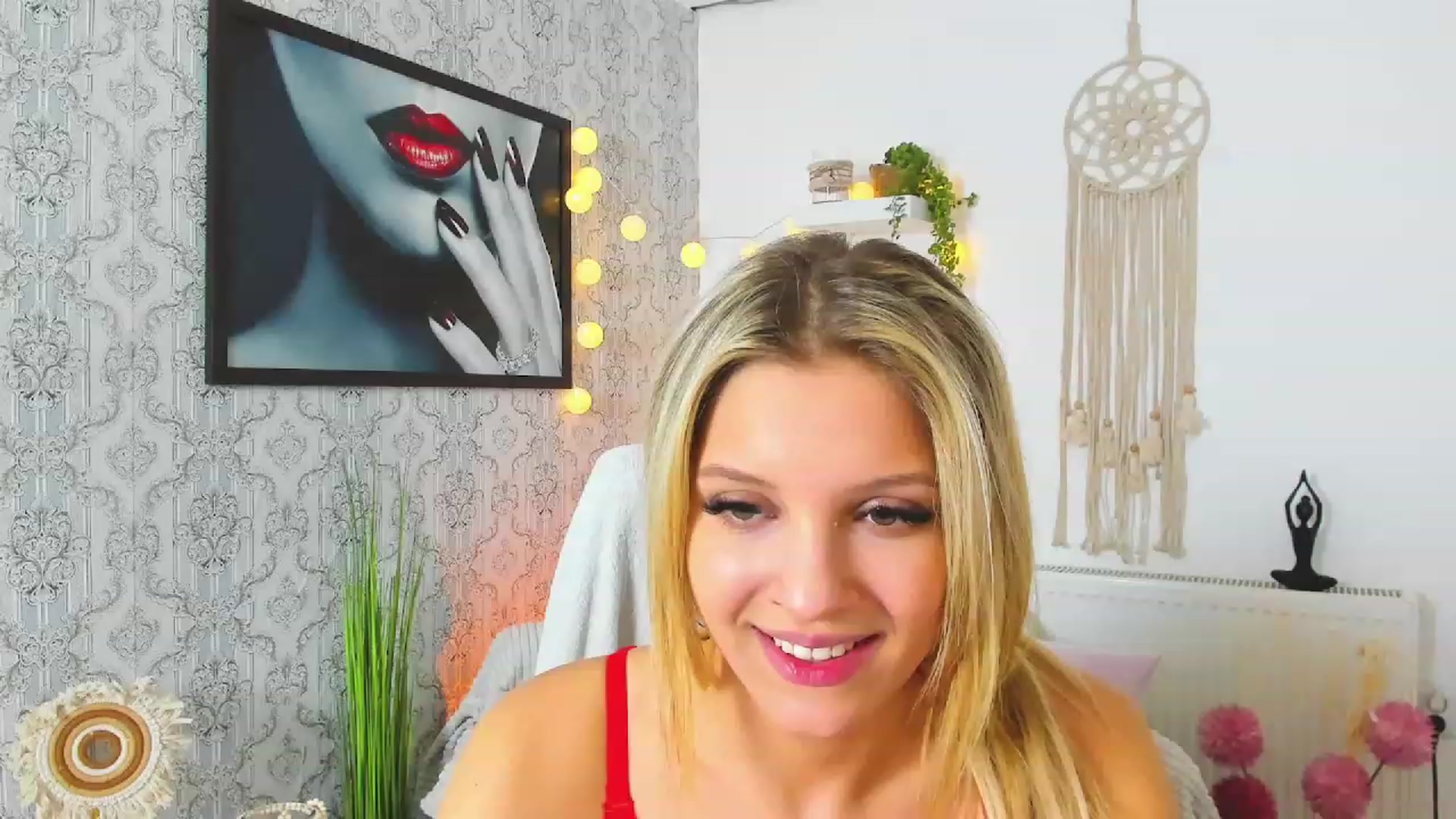 Gallery image thumbnail from Alexis_Grey18's myfreecams stream on, 01/28/2023, 24:52 image 2 of 20