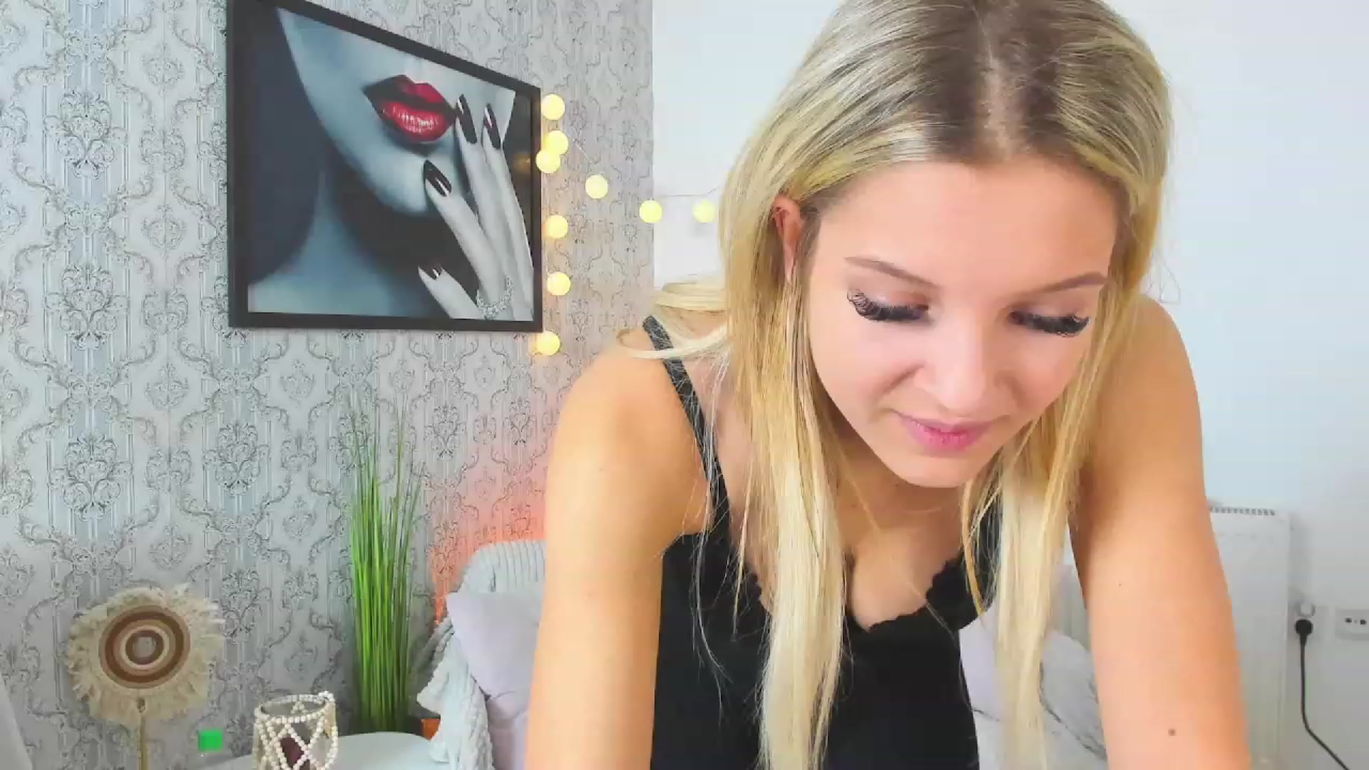 Gallery image thumbnail from Alexis_Grey18's myfreecams stream on, 01/28/2023, 19:56 image 20 of 20