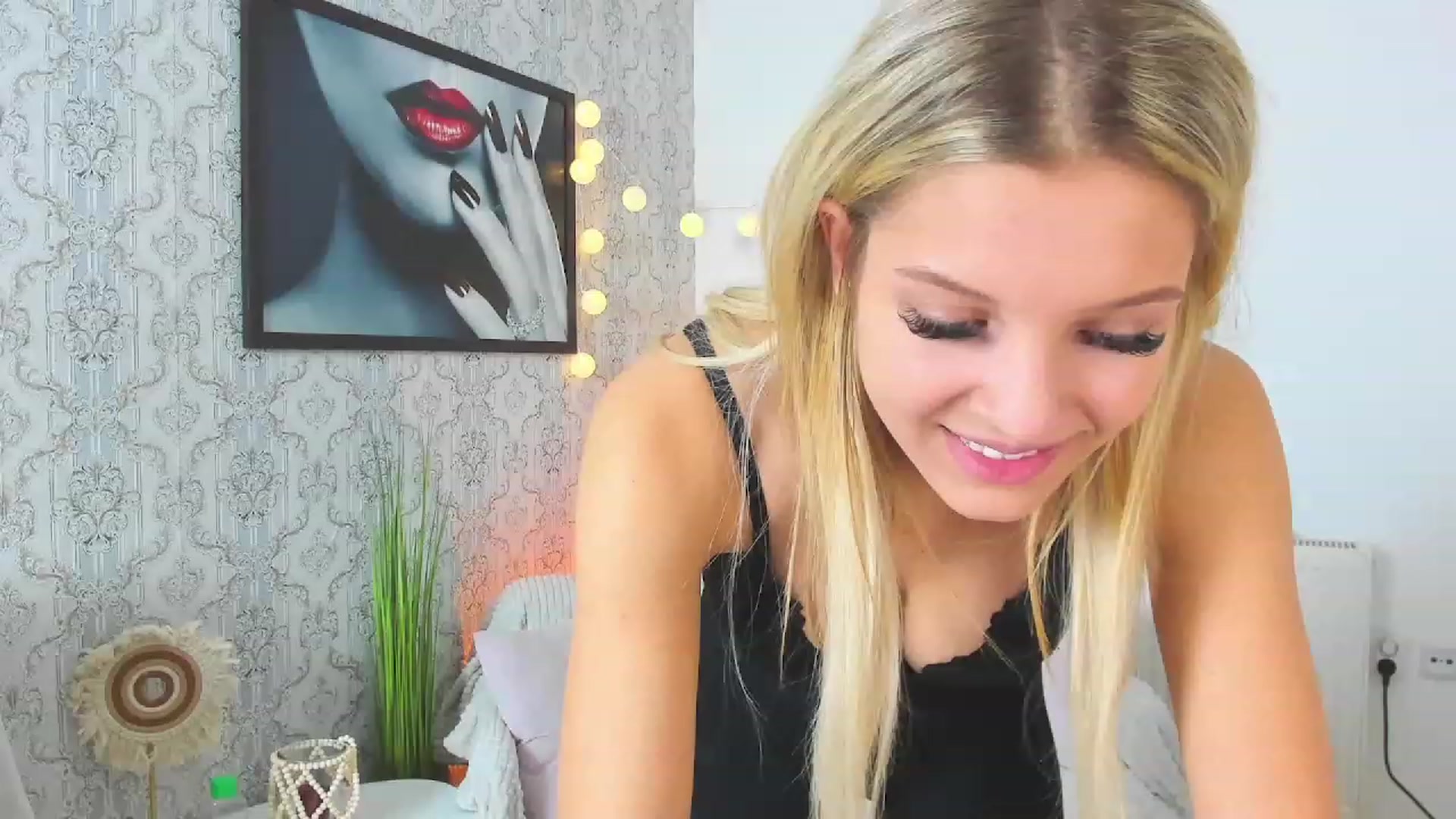 Gallery image thumbnail from Alexis_Grey18's myfreecams stream on, 01/28/2023, 19:56 image 19 of 20