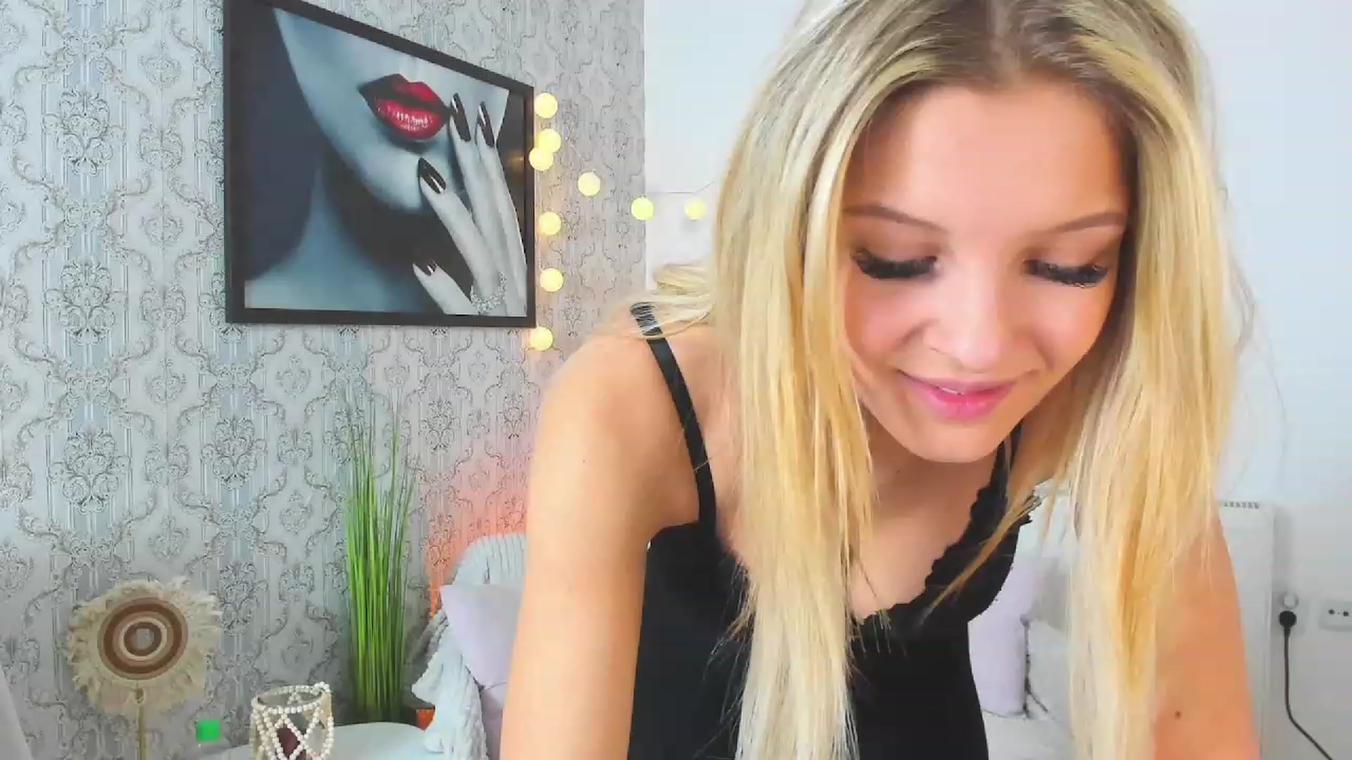 Gallery image thumbnail from Alexis_Grey18's myfreecams stream on, 01/28/2023, 19:56 image 11 of 20