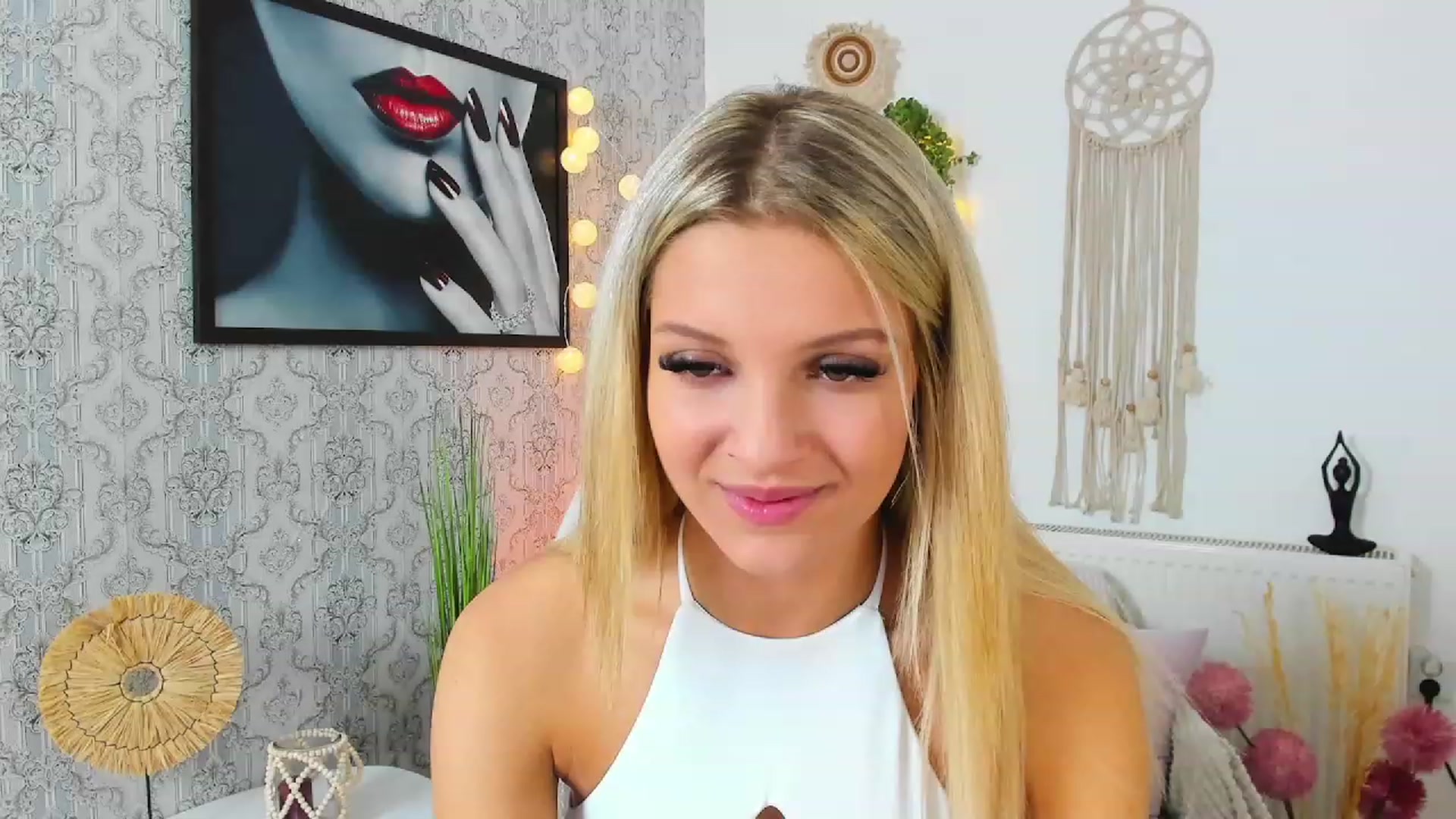 Gallery image thumbnail from Alexis_Grey18's myfreecams stream on, 03/03/2023, 21:27 image 20 of 20