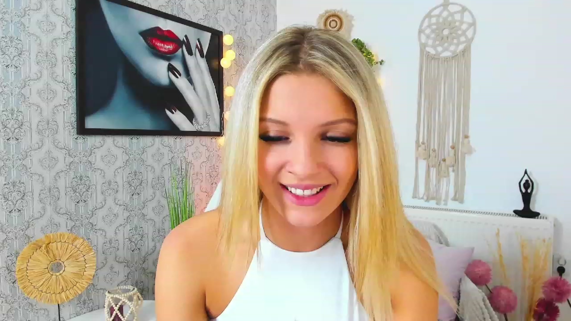 Gallery image thumbnail from Alexis_Grey18's myfreecams stream on, 03/03/2023, 21:27 image 4 of 20