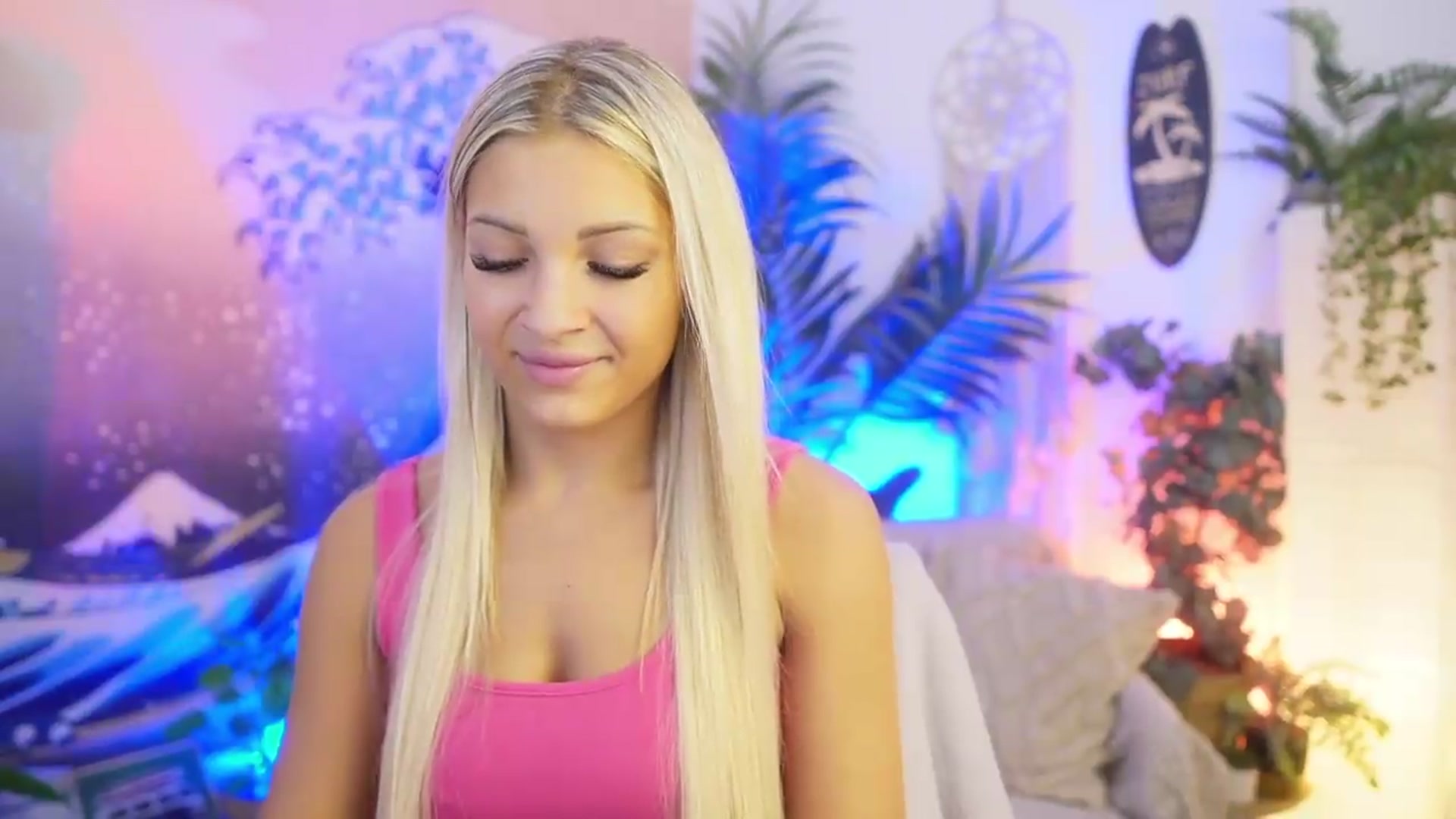 Gallery image thumbnail from Alexis_Grey18's myfreecams stream on, 05/12/2026, 14:41 image 11 of 20