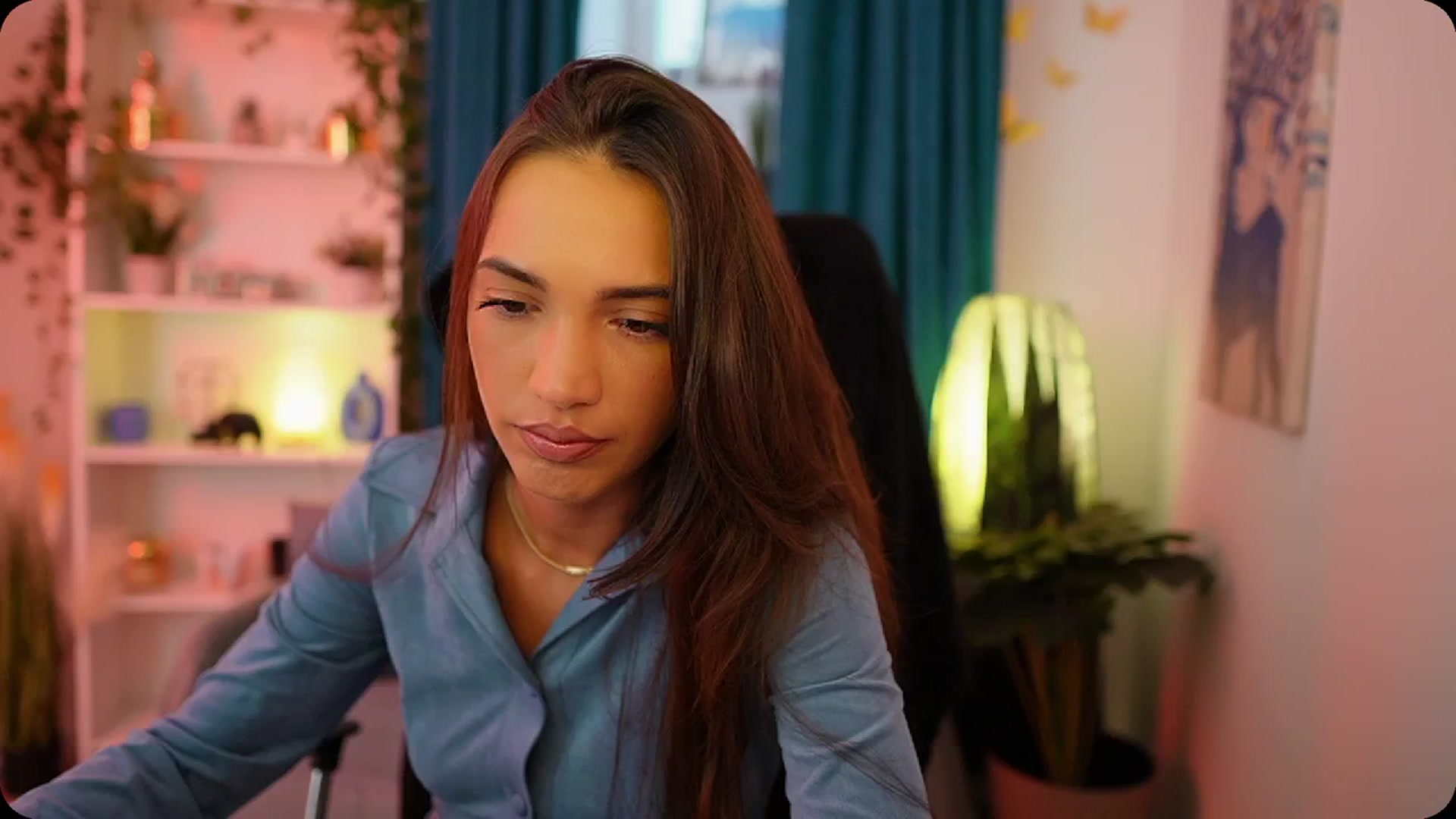 Gallery image thumbnail from Alexis_Love's myfreecams stream on, 10/01/2025, 13:40 image 9 of 20