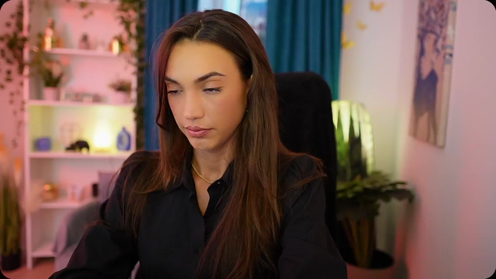 Gallery image thumbnail from Alexis_Love's myfreecams stream on, 10/02/2025, 14:08 image 9 of 20