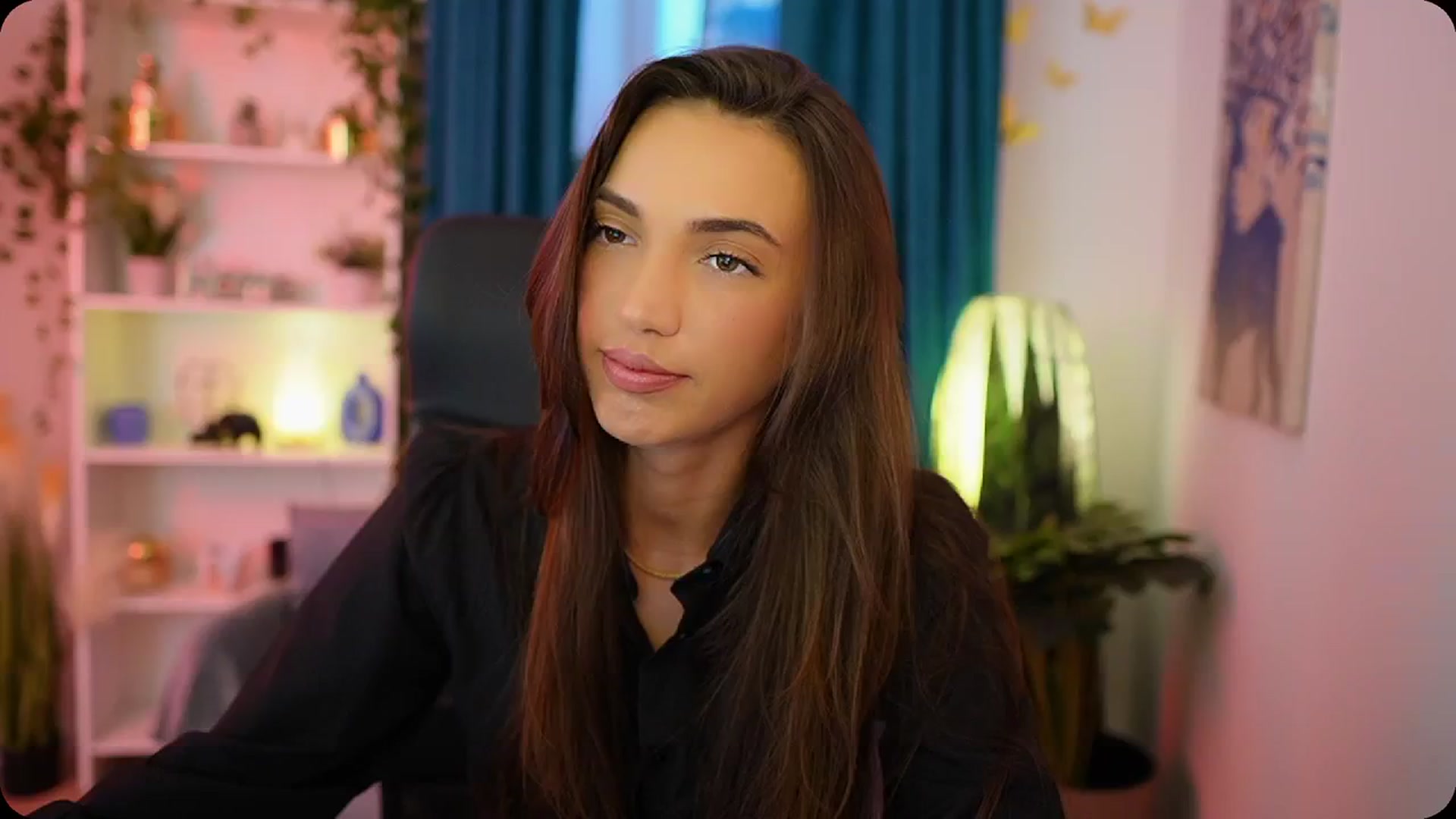 Gallery image thumbnail from Alexis_Love's myfreecams stream on, 10/02/2025, 15:01 image 11 of 20