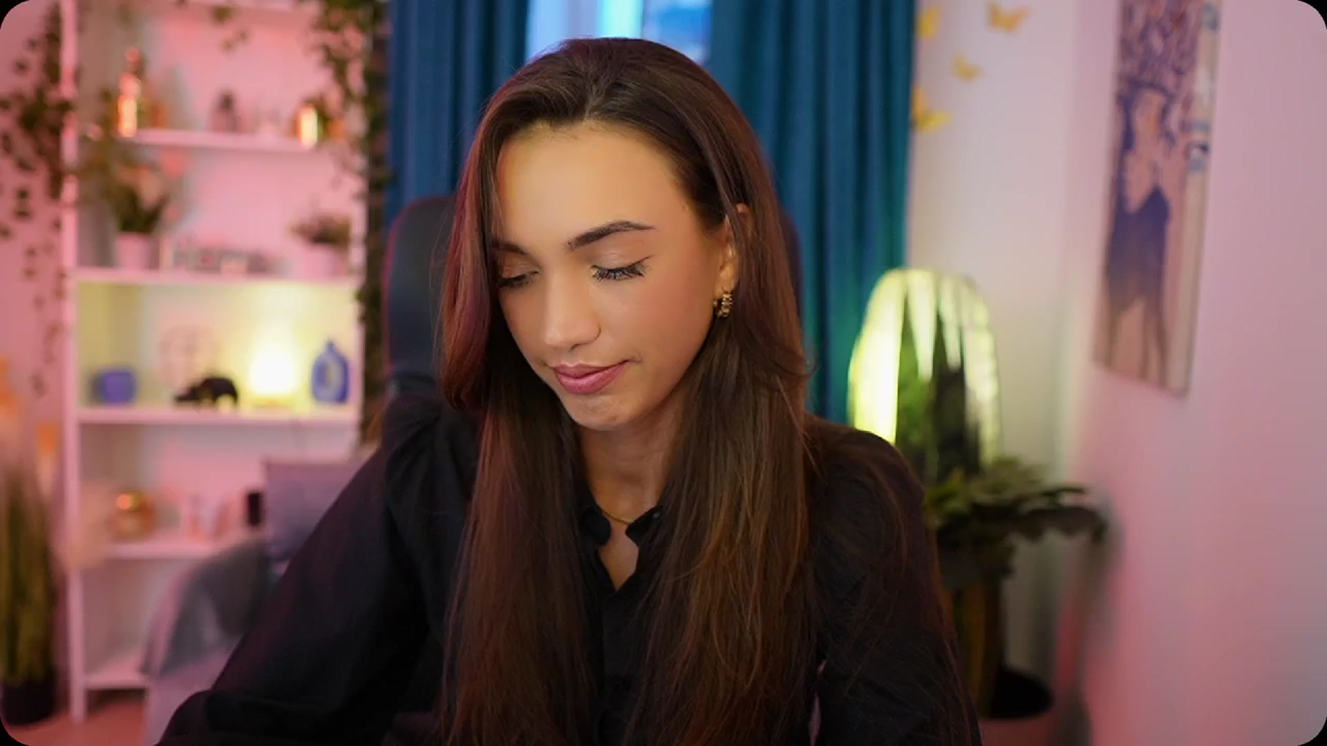 Gallery image thumbnail from Alexis_Love's myfreecams stream on, 10/02/2025, 15:01 image 17 of 20