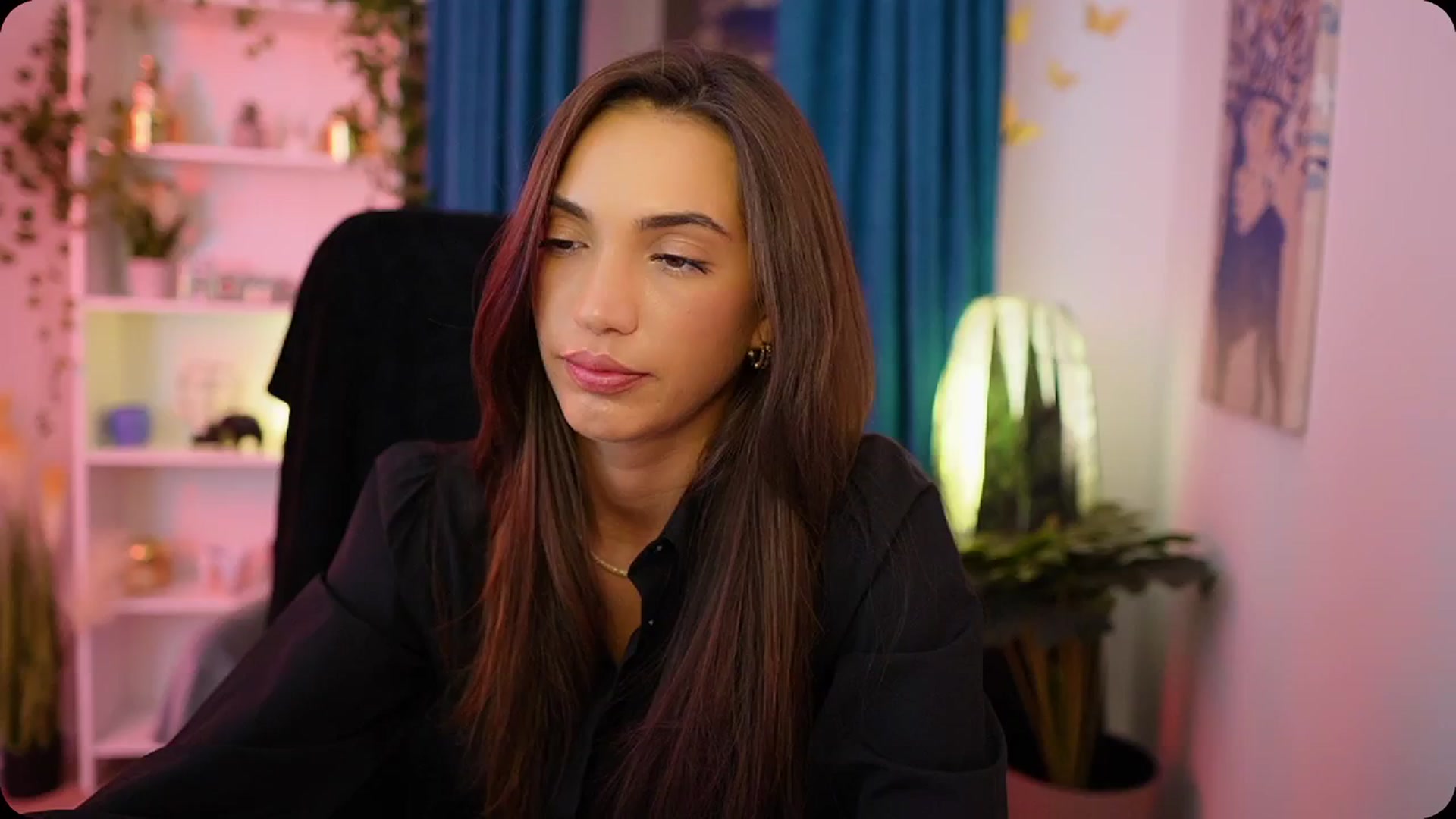 Gallery image thumbnail from Alexis_Love's myfreecams stream on, 10/02/2025, 17:53 image 6 of 20