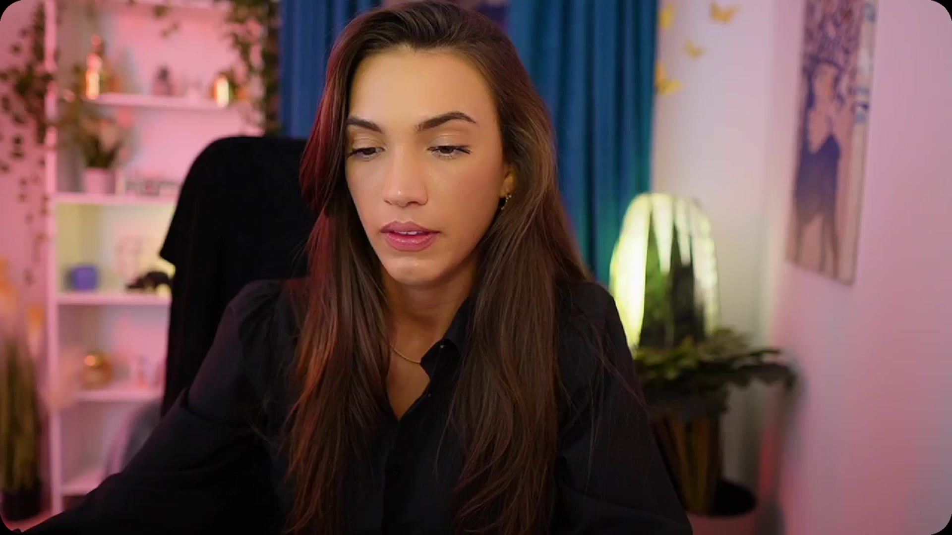 Gallery image thumbnail from Alexis_Love's myfreecams stream on, 10/02/2025, 17:53 image 3 of 20