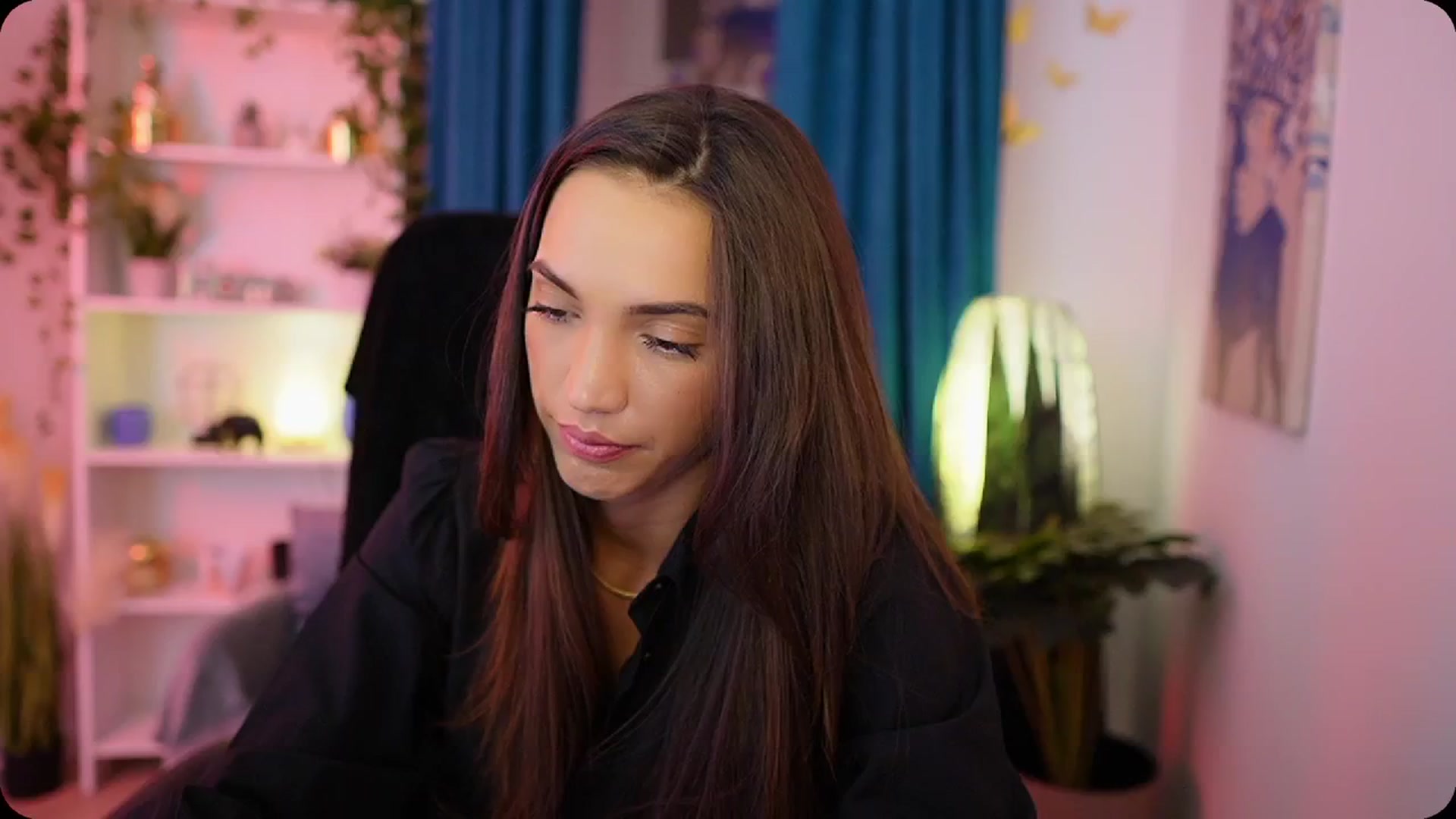 Gallery image thumbnail from Alexis_Love's myfreecams stream on, 10/02/2025, 17:53 image 9 of 20