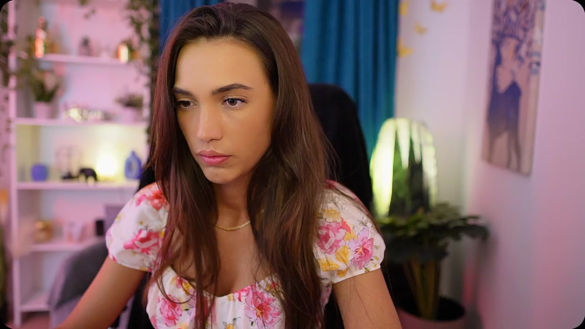Gallery image thumbnail from Alexis_Love's myfreecams stream on, 10/03/2025, 17:54 image 13 of 20