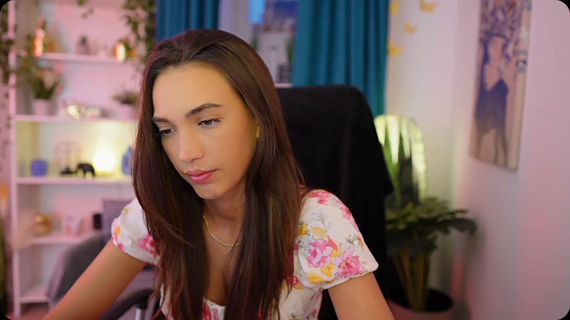 Gallery image thumbnail from Alexis_Love's myfreecams stream on, 10/03/2025, 17:54 image 2 of 20