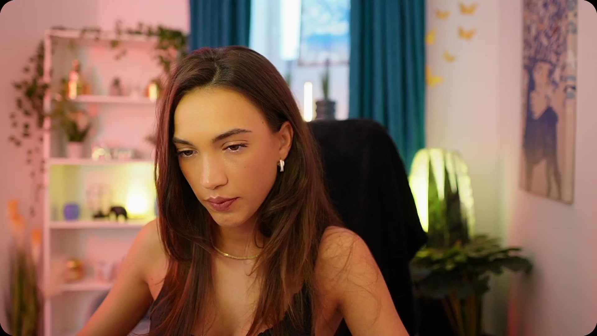 Gallery image thumbnail from Alexis_Love's myfreecams stream on, 10/04/2025, 14:03 image 3 of 20