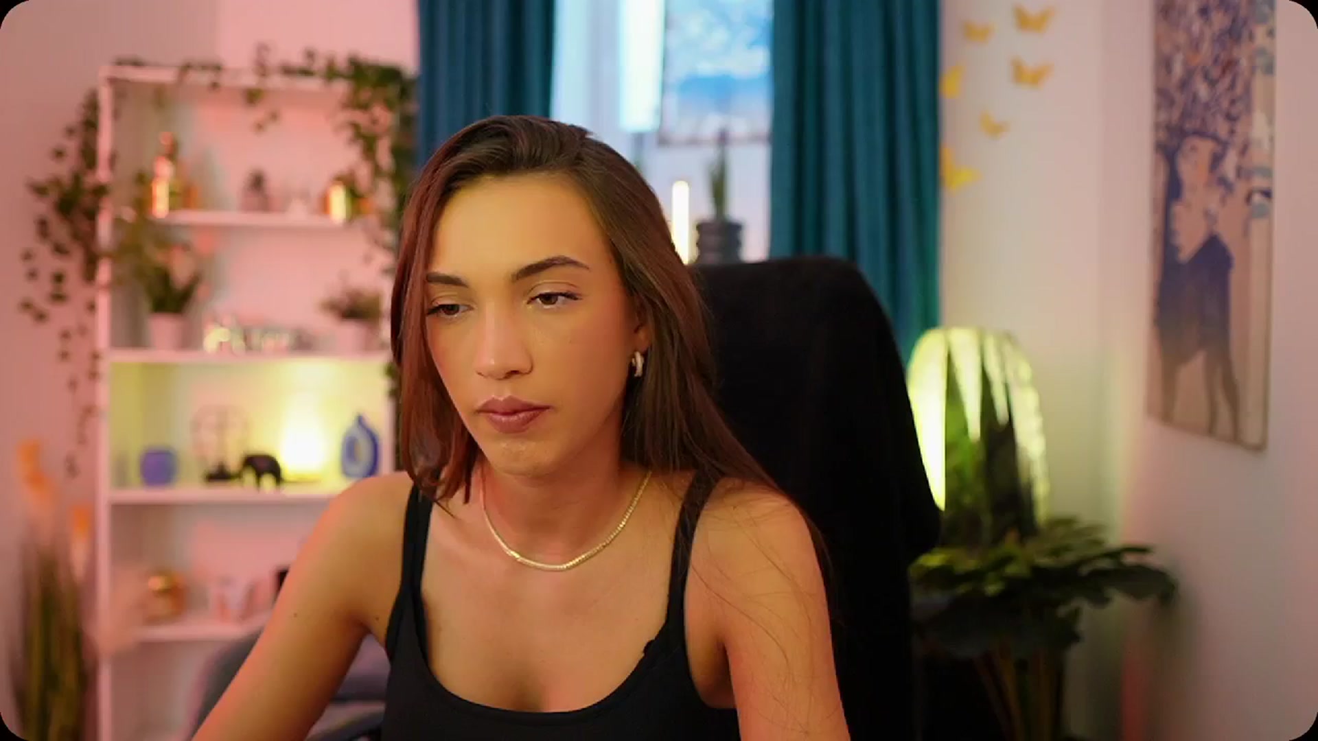 Gallery image thumbnail from Alexis_Love's myfreecams stream on, 10/04/2025, 14:03 image 11 of 20