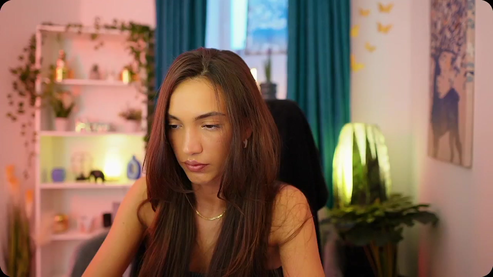 Gallery image thumbnail from Alexis_Love's myfreecams stream on, 10/04/2025, 14:47 image 11 of 20