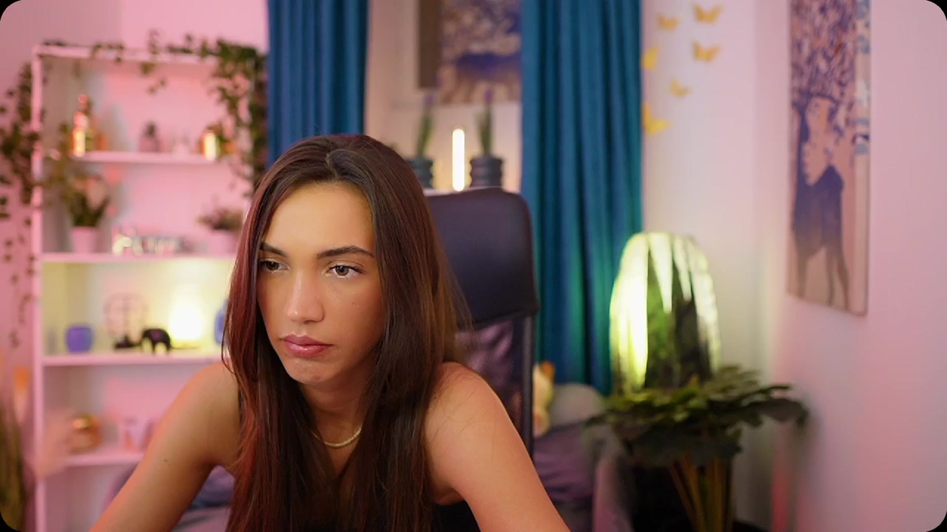 Gallery image thumbnail from Alexis_Love's myfreecams stream on, 10/04/2025, 17:33 image 17 of 20