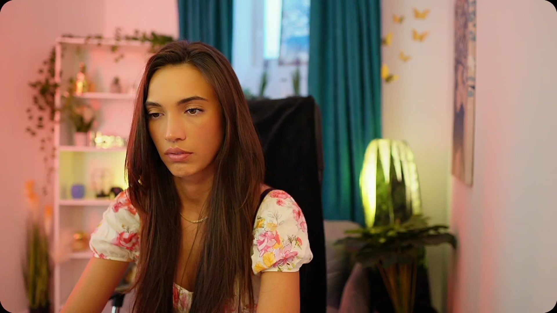 Gallery image thumbnail from Alexis_Love's myfreecams stream on, 10/08/2025, 13:59 image 19 of 20