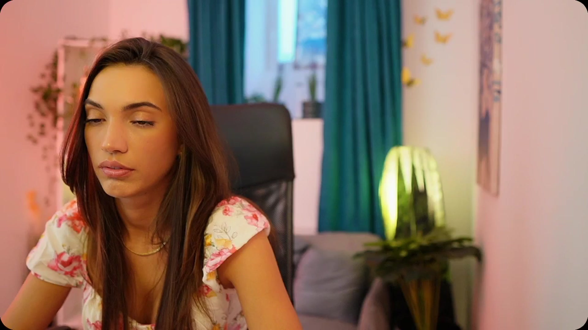 Gallery image thumbnail from Alexis_Love's myfreecams stream on, 10/08/2025, 14:34 image 20 of 20