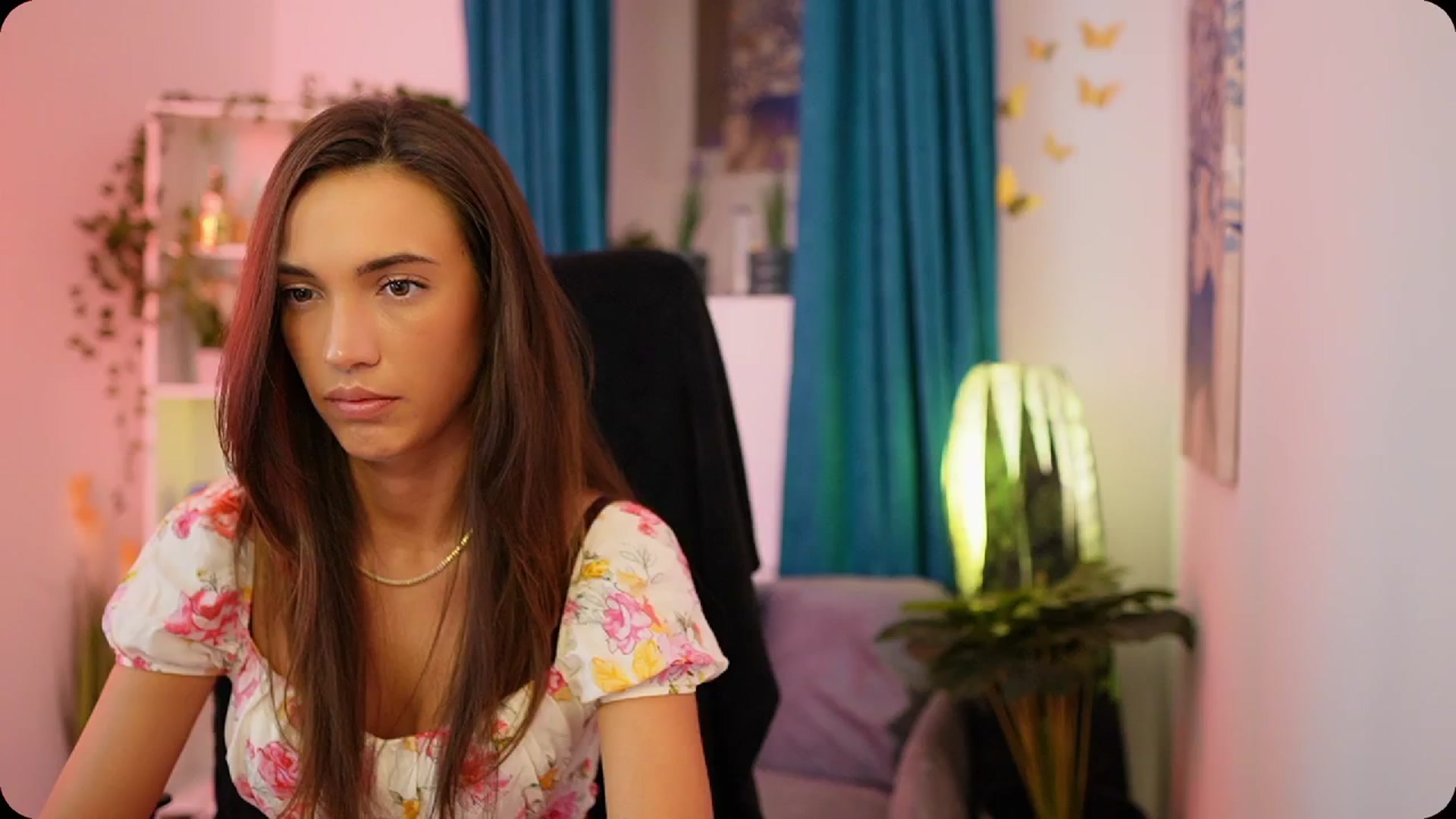 Gallery image thumbnail from Alexis_Love's myfreecams stream on, 10/08/2025, 18:01 image 19 of 20