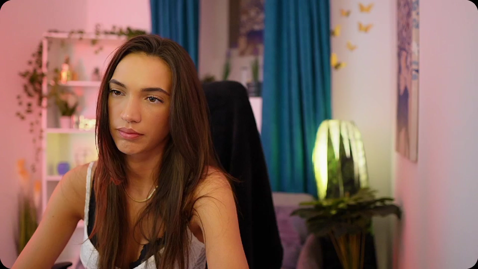 Gallery image thumbnail from Alexis_Love's myfreecams stream on, 10/09/2025, 17:56 image 17 of 20