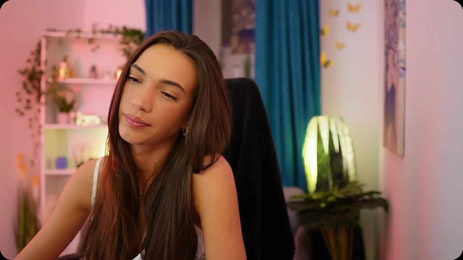 Gallery image thumbnail from Alexis_Love's myfreecams stream on, 10/09/2025, 17:56 image 1 of 20