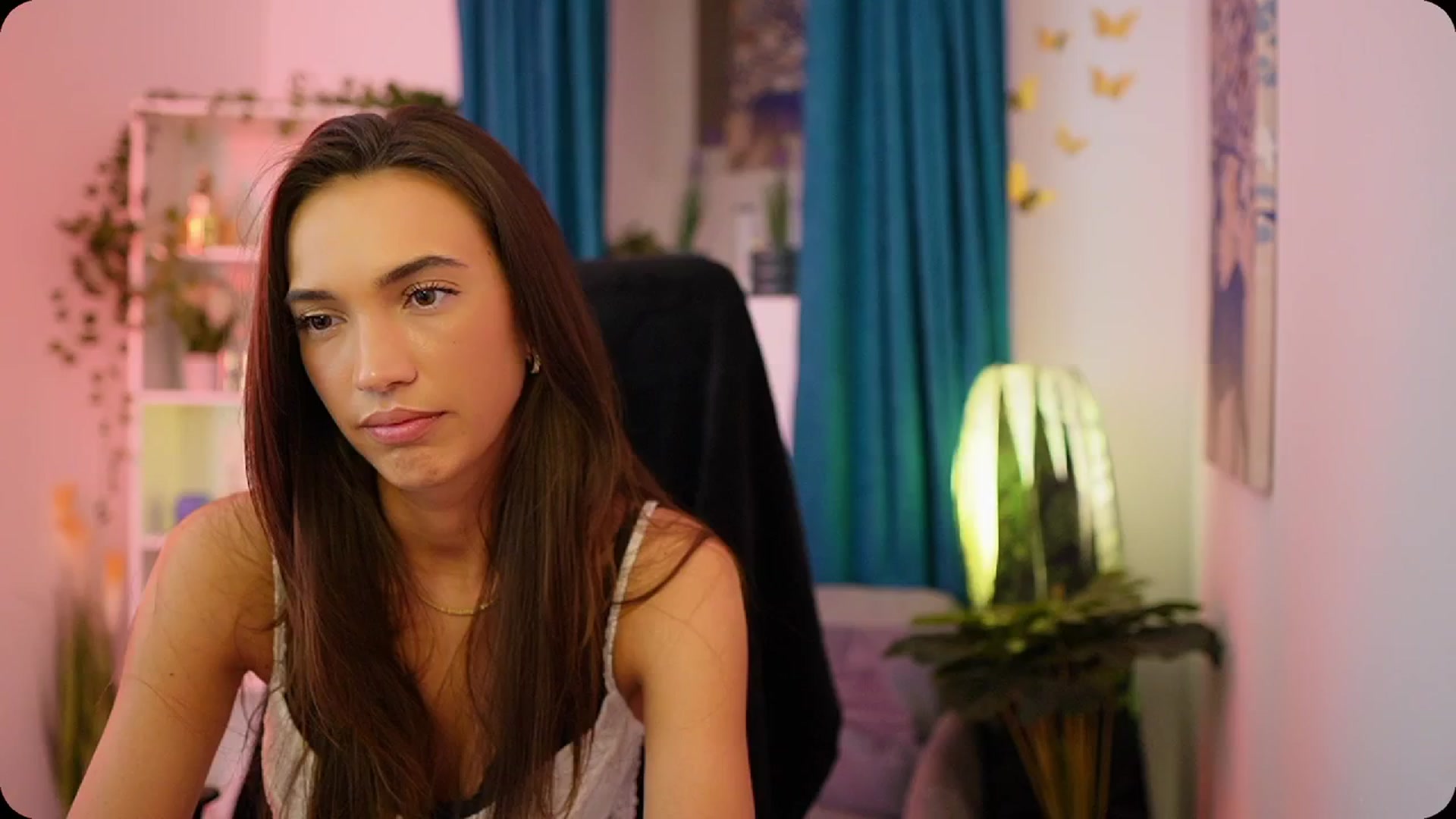 Gallery image thumbnail from Alexis_Love's myfreecams stream on, 10/09/2025, 17:56 image 12 of 20