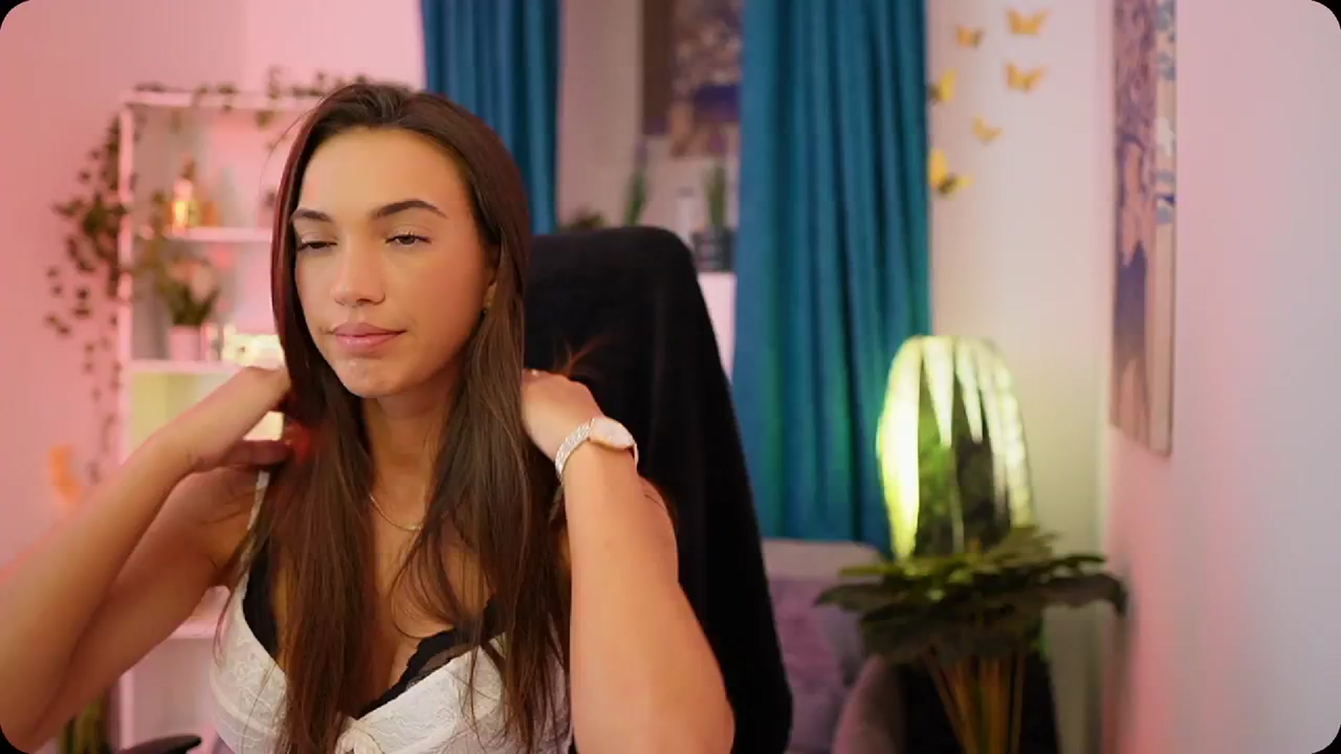 Gallery image thumbnail from Alexis_Love's myfreecams stream on, 10/09/2025, 17:56 image 16 of 20