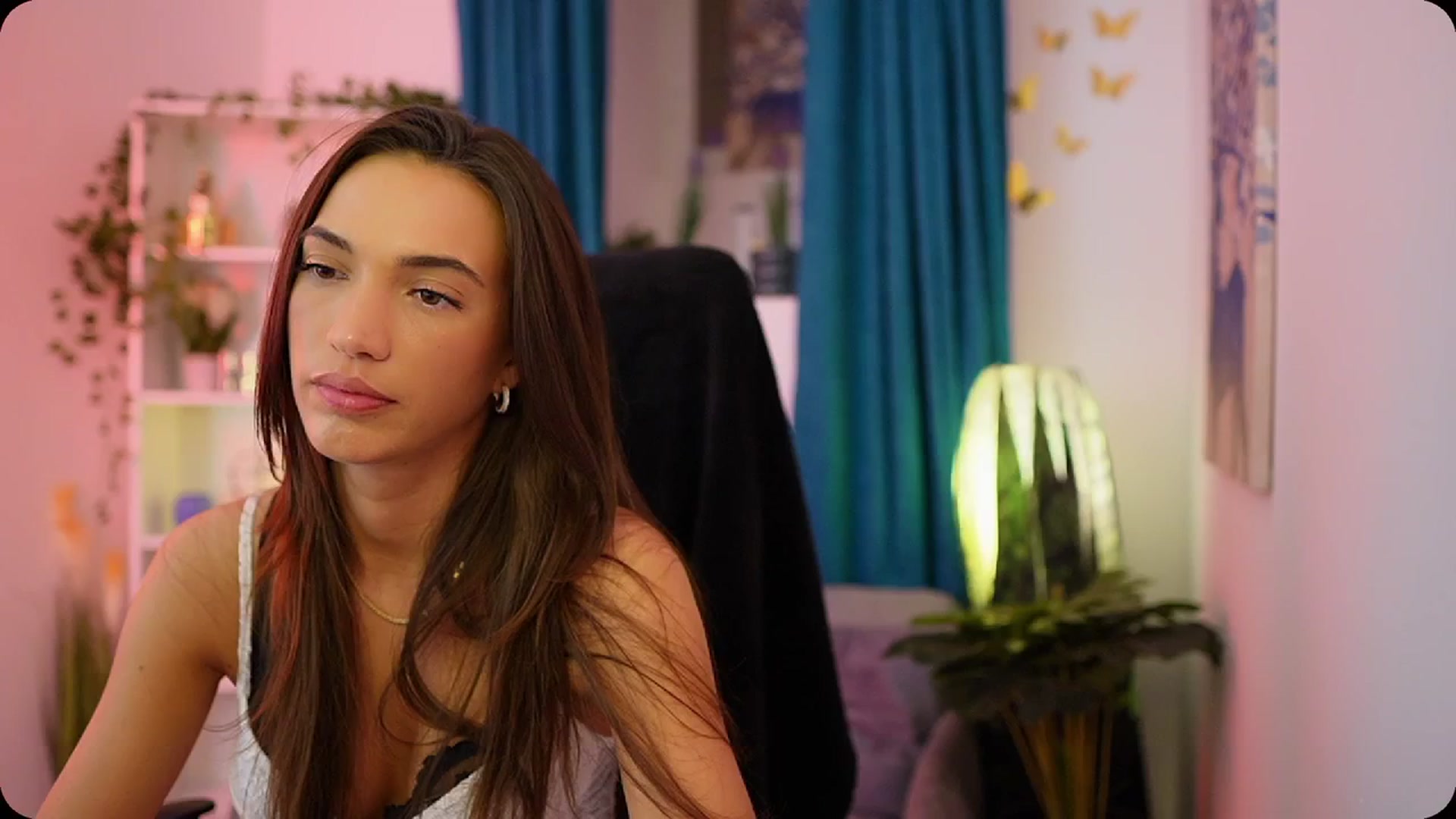 Gallery image thumbnail from Alexis_Love's myfreecams stream on, 10/09/2025, 17:56 image 15 of 20