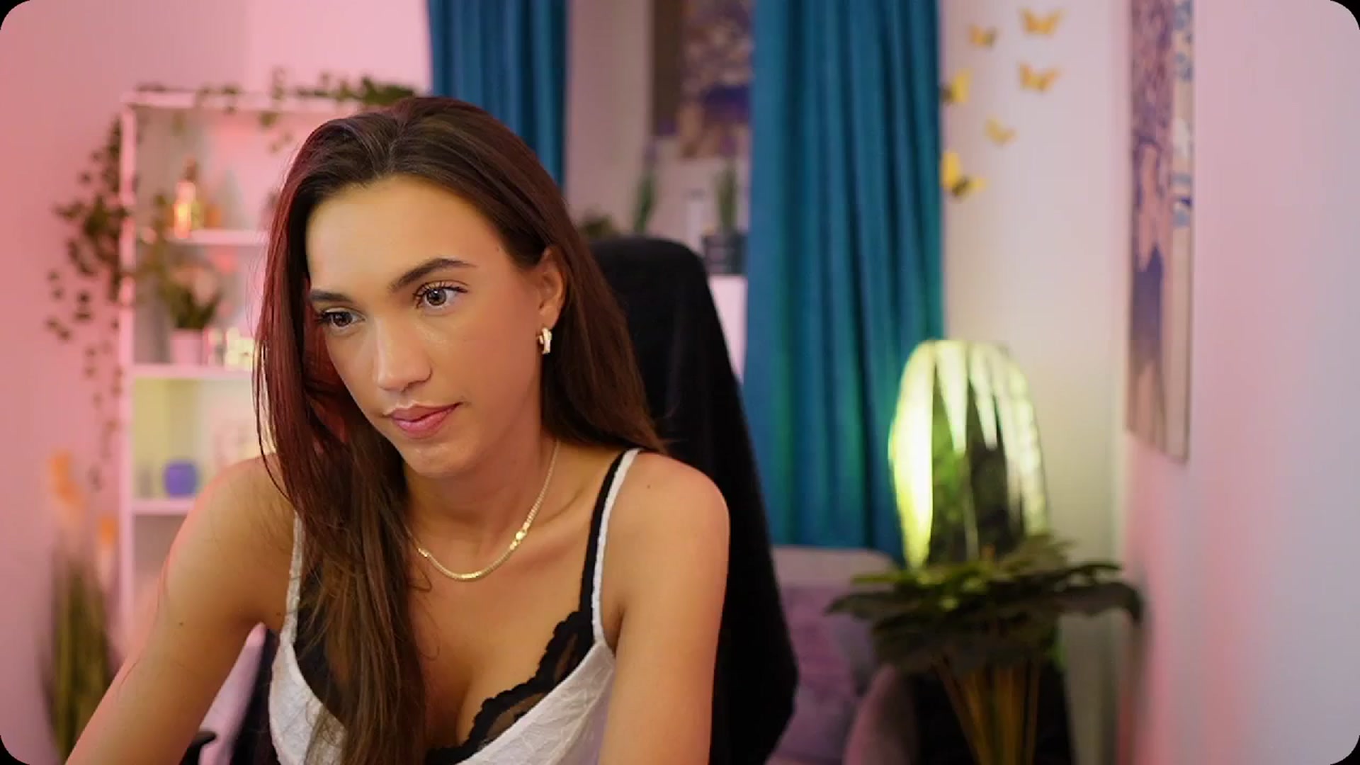 Gallery image thumbnail from Alexis_Love's myfreecams stream on, 10/09/2025, 17:56 image 14 of 20