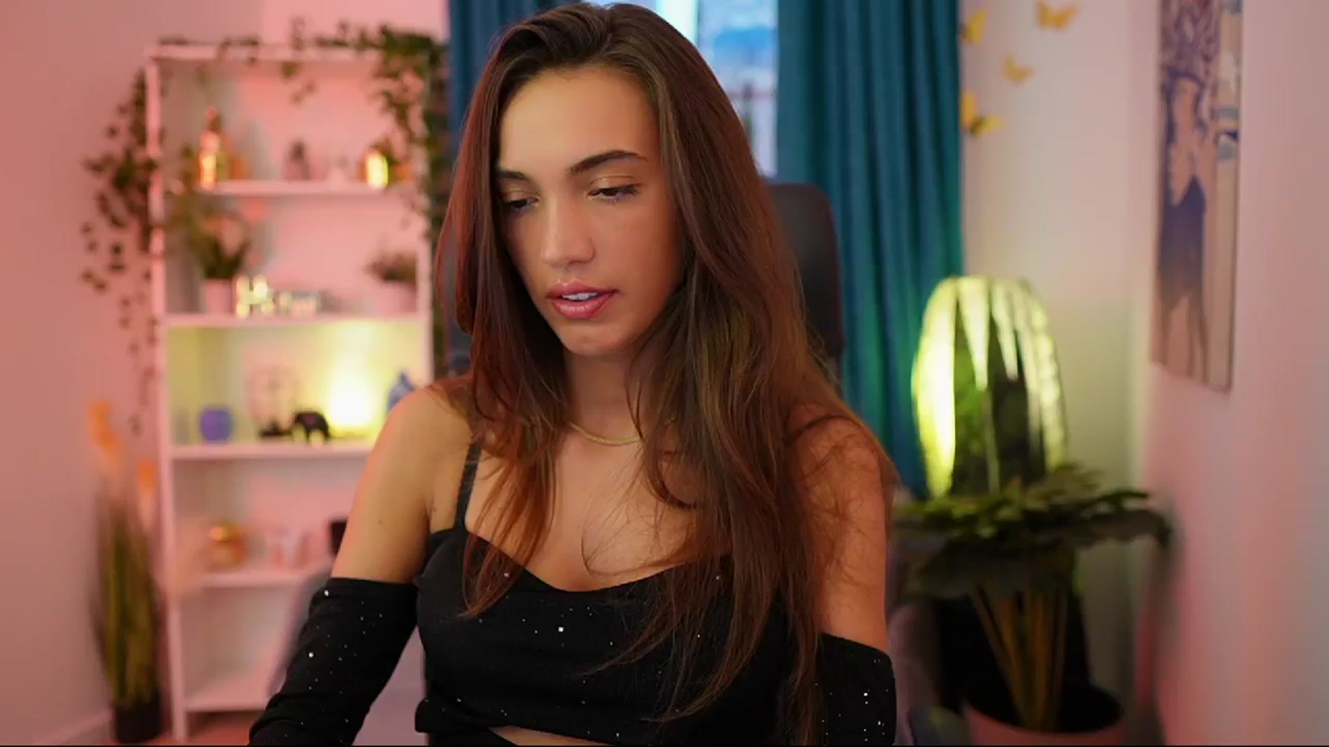 Gallery image thumbnail from Alexis_Love's myfreecams stream on, 10/12/2025, 14:46 image 5 of 20