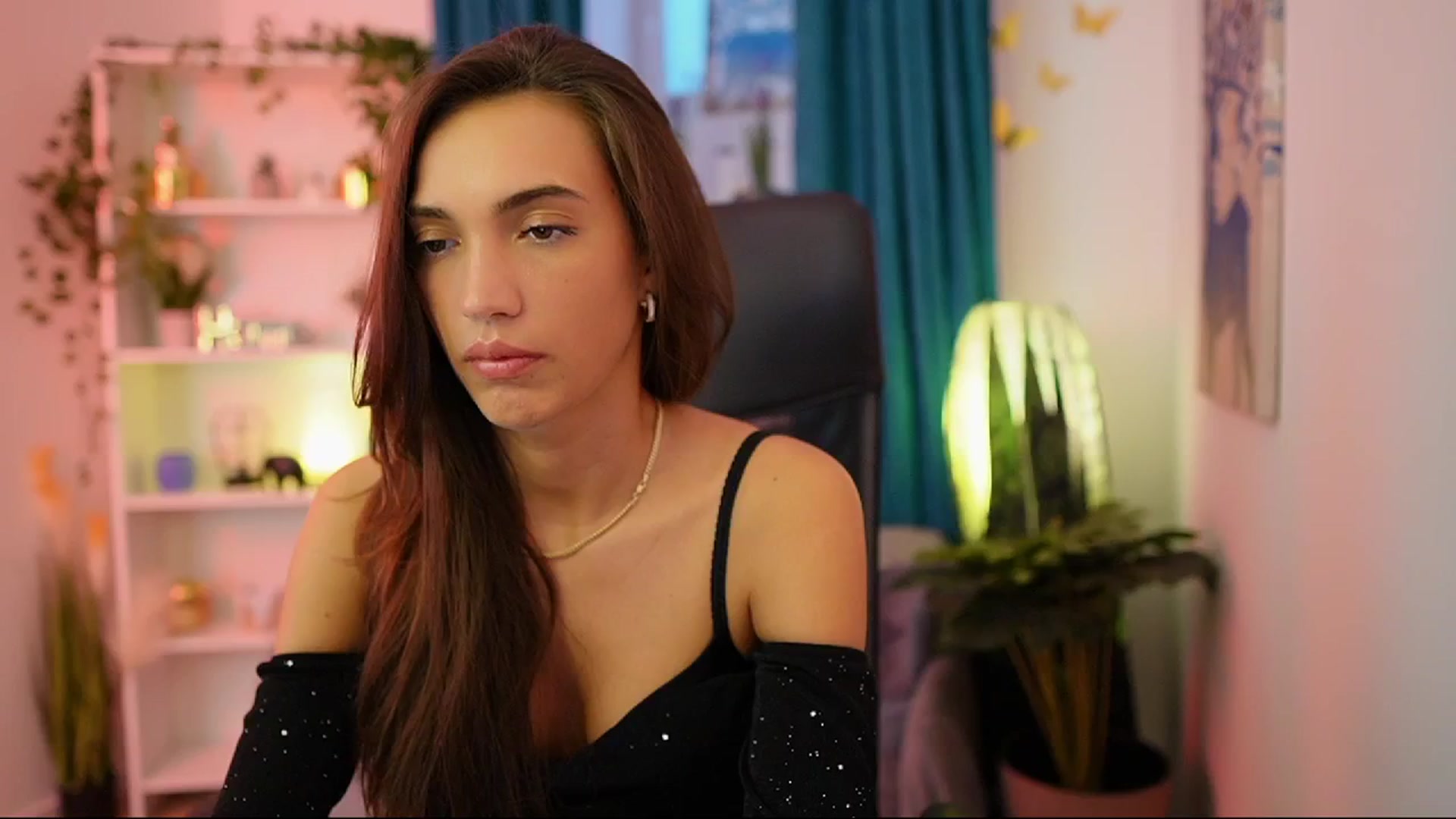Gallery image thumbnail from Alexis_Love's myfreecams stream on, 10/12/2025, 15:49 image 7 of 20