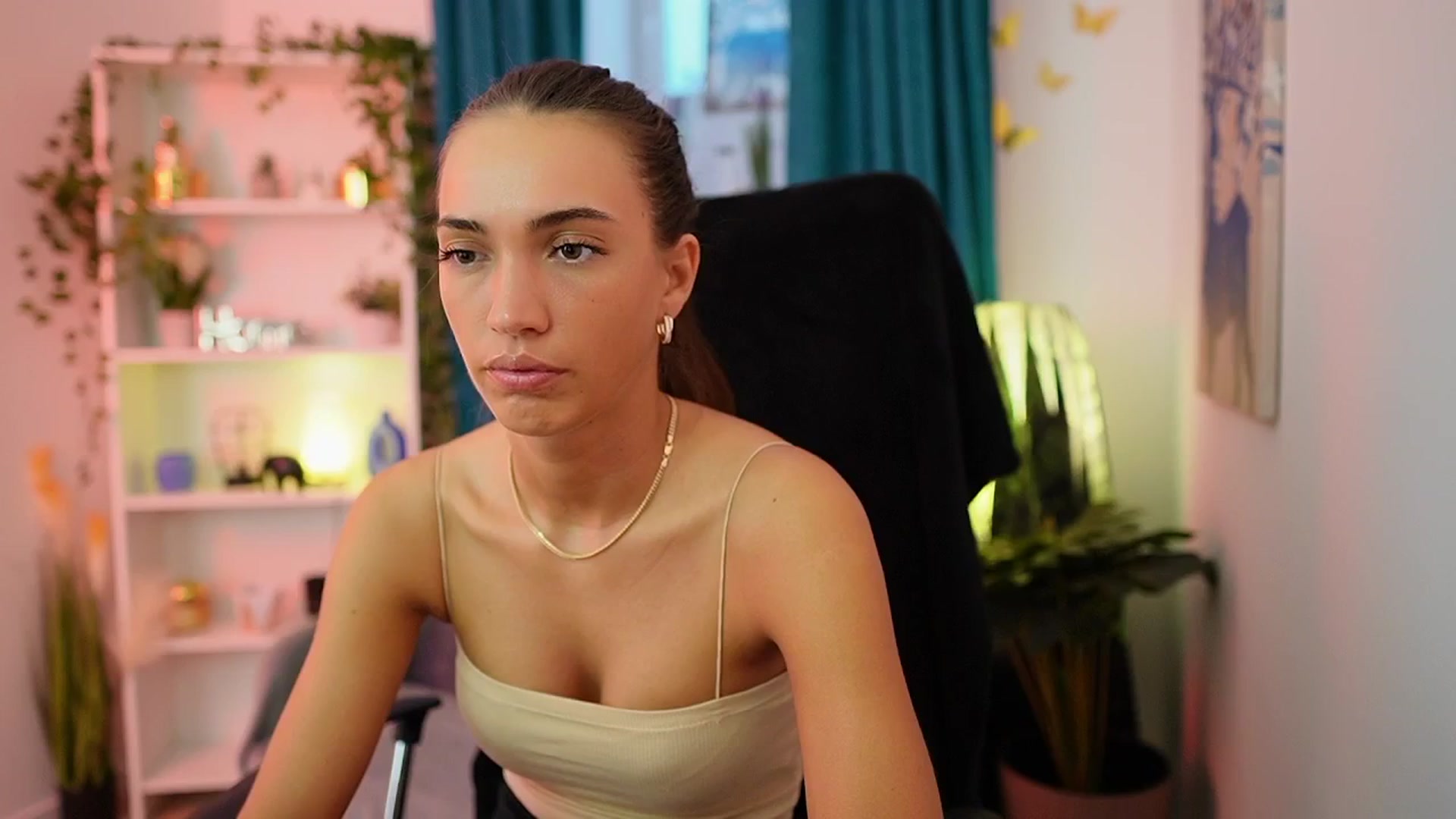 Gallery image thumbnail from Alexis_Love's myfreecams stream on, 10/13/2025, 14:52 image 14 of 20