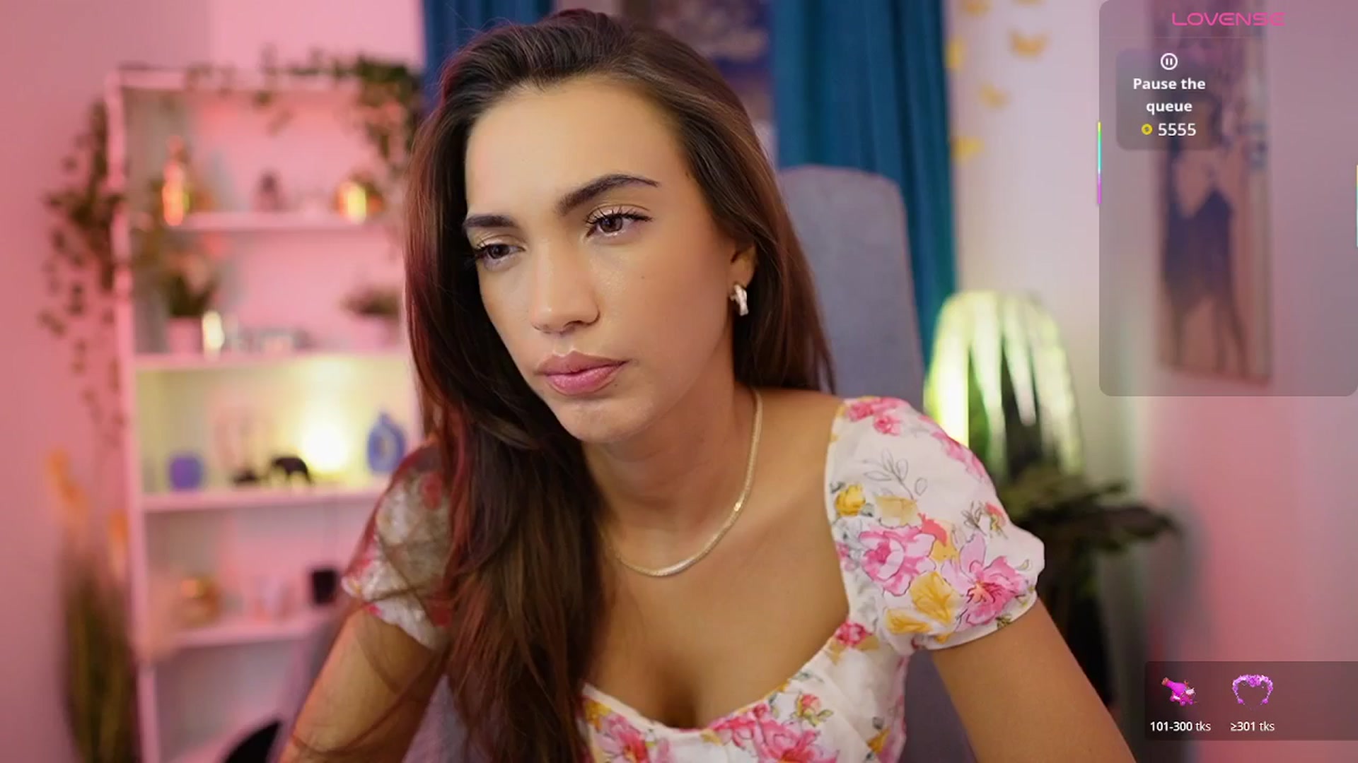 Gallery image thumbnail from Alexis_Love's myfreecams stream on, 11/06/2025, 17:15 image 10 of 20