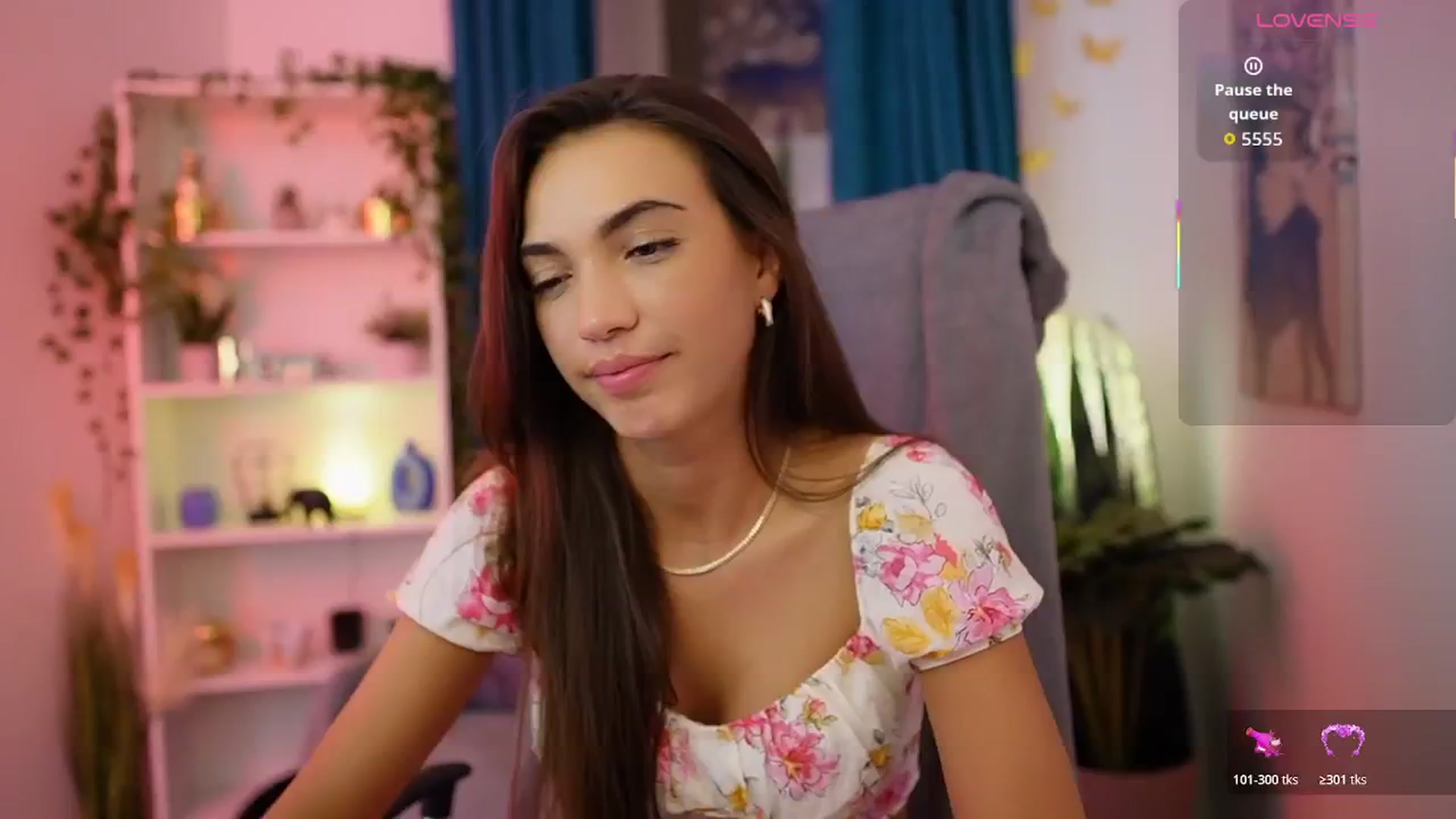 Gallery image thumbnail from Alexis_Love's myfreecams stream on, 11/06/2025, 18:50 image 20 of 20