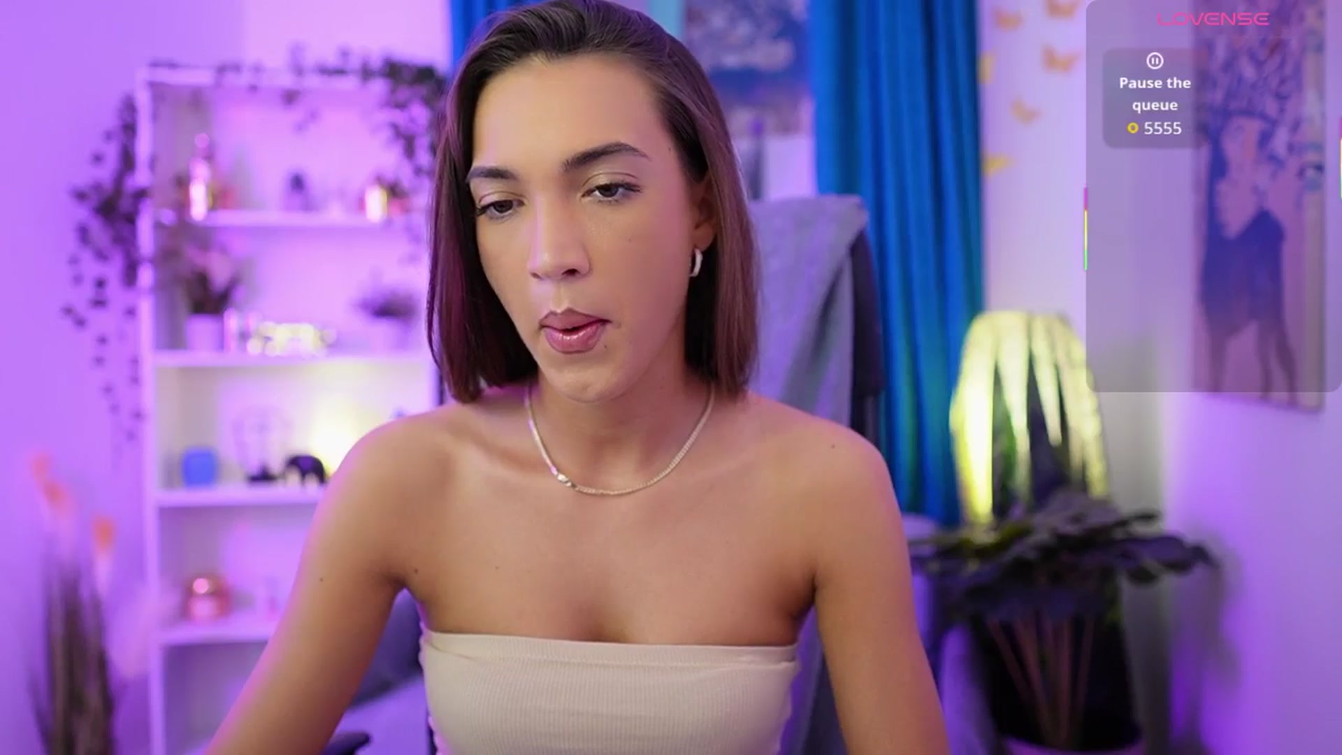 Gallery image thumbnail from Alexis_Love's myfreecams stream on, 11/14/2025, 16:20 image 2 of 20