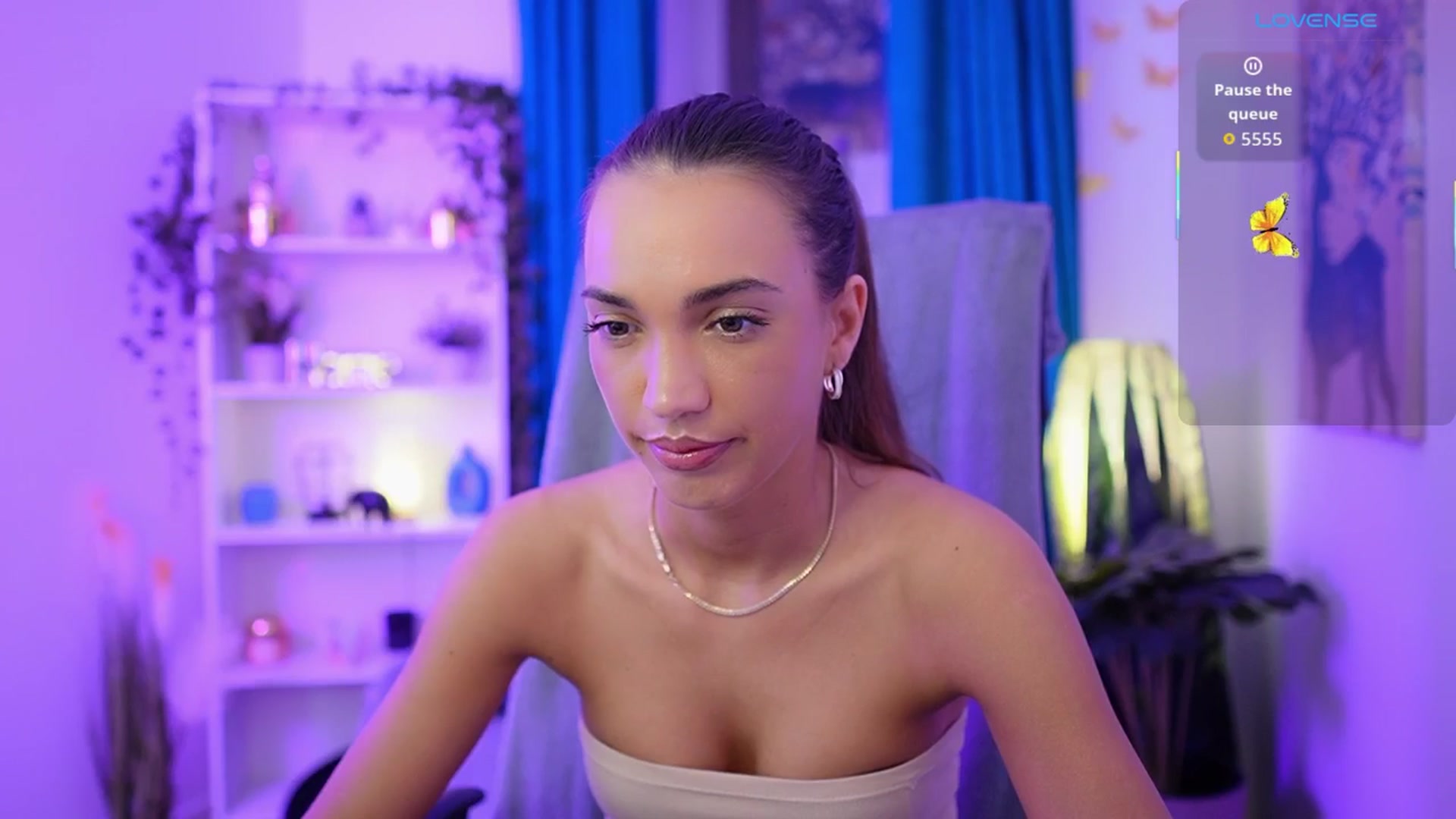 Gallery image thumbnail from Alexis_Love's myfreecams stream on, 11/14/2025, 19:49 image 14 of 20