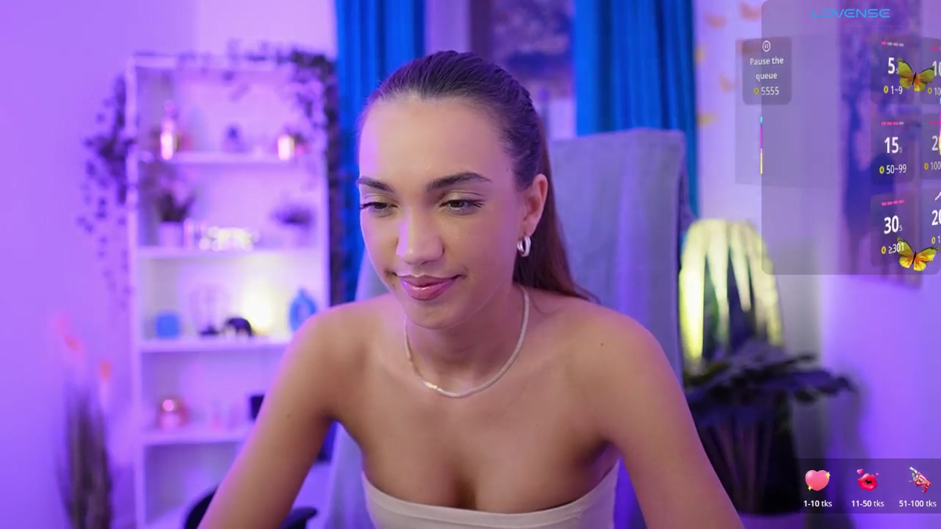 Gallery image thumbnail from Alexis_Love's myfreecams stream on, 11/14/2025, 19:49 image 12 of 20