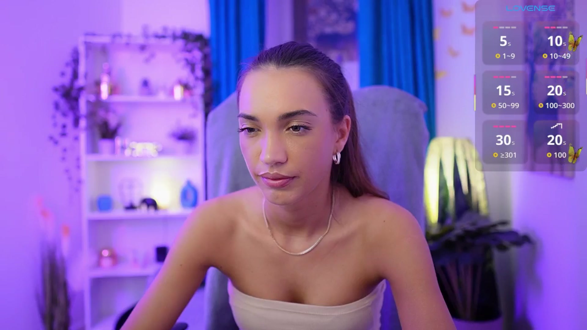 Gallery image thumbnail from Alexis_Love's myfreecams stream on, 11/14/2025, 20:42 image 6 of 20